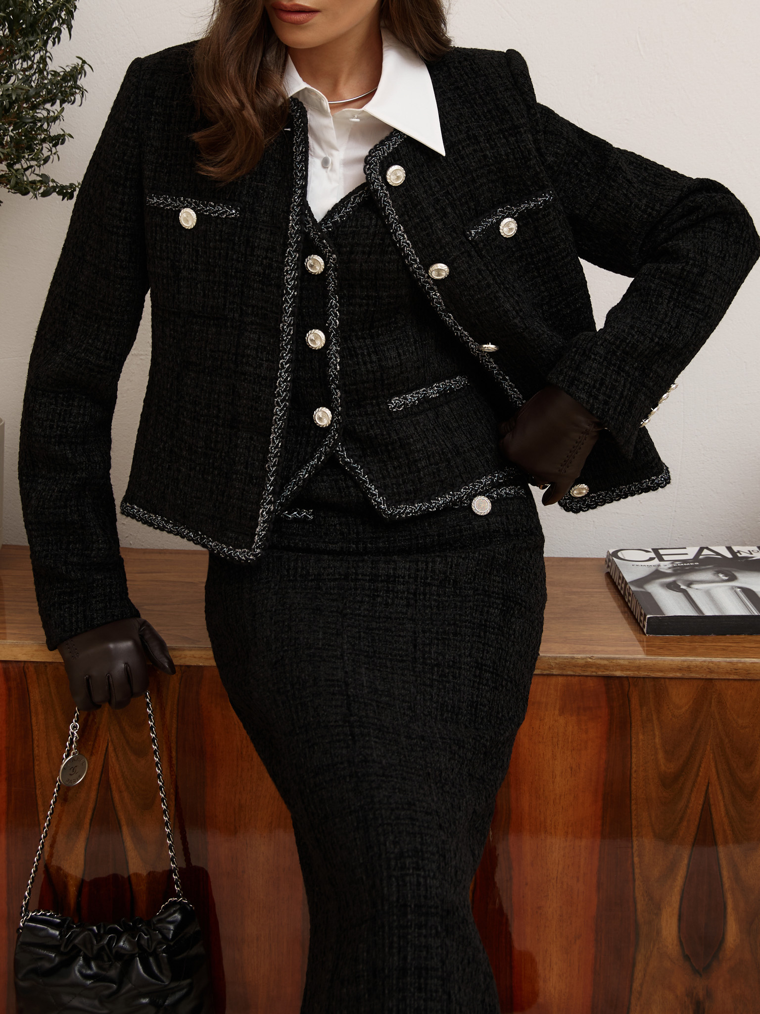 Tweed single-breasted jacket with textured edging and large buttons