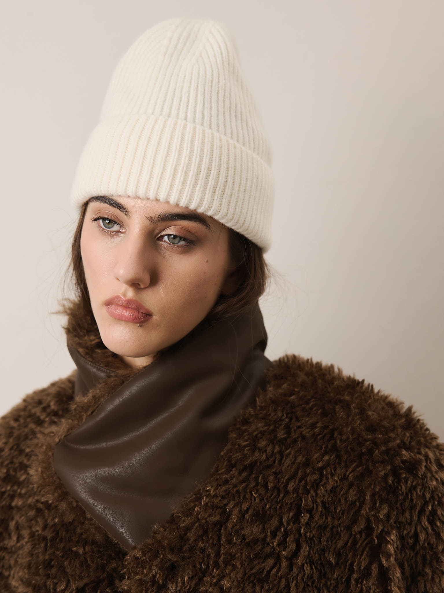 Woollen ribbed beanie