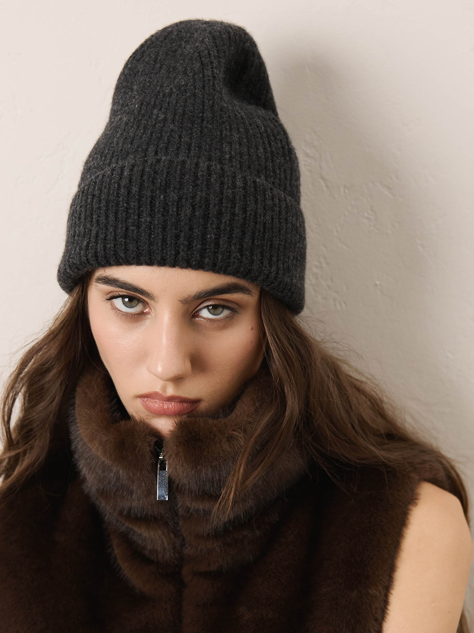 Woollen ribbed beanie