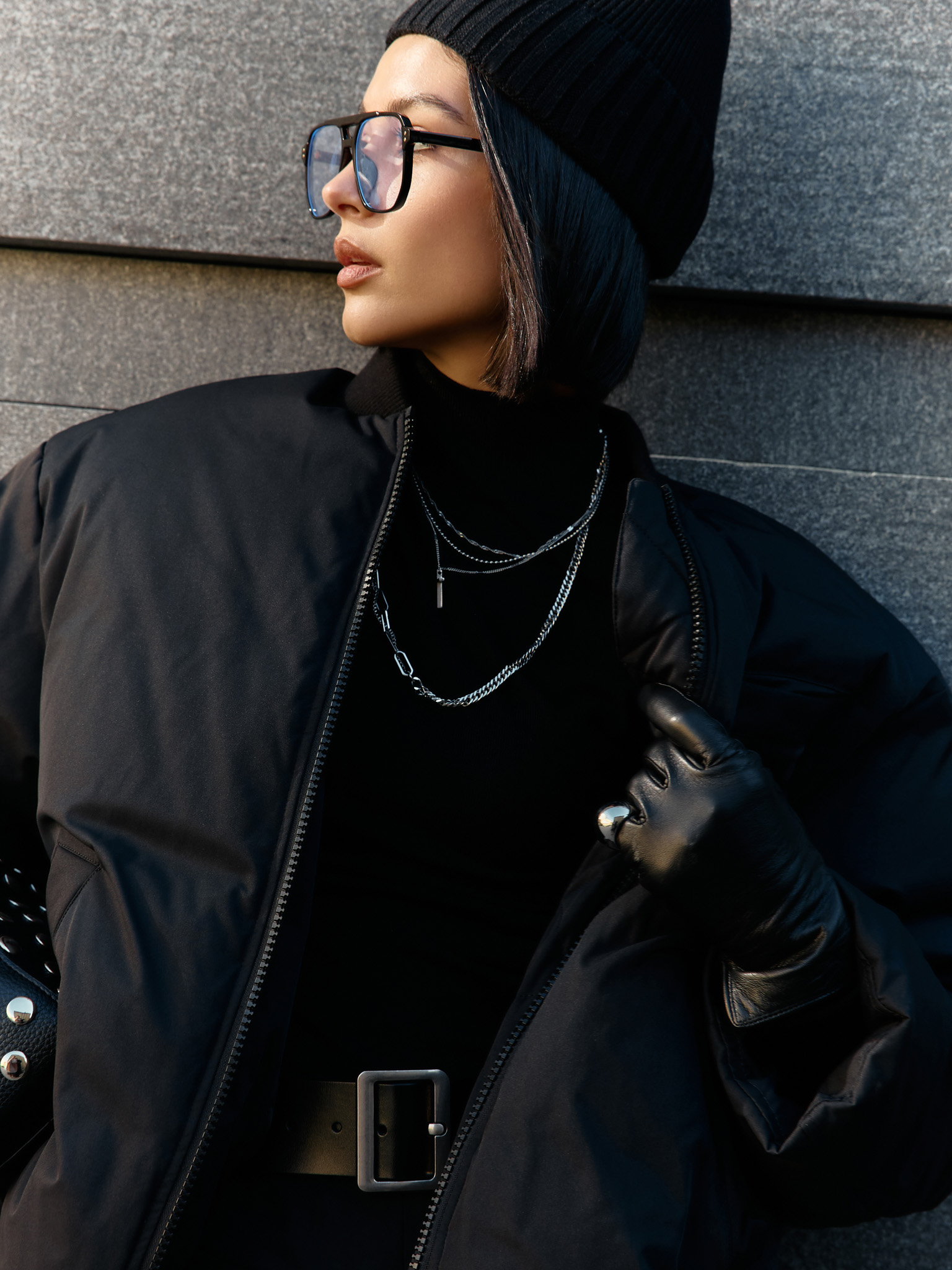 Fitted beanie in combined knitted fabric