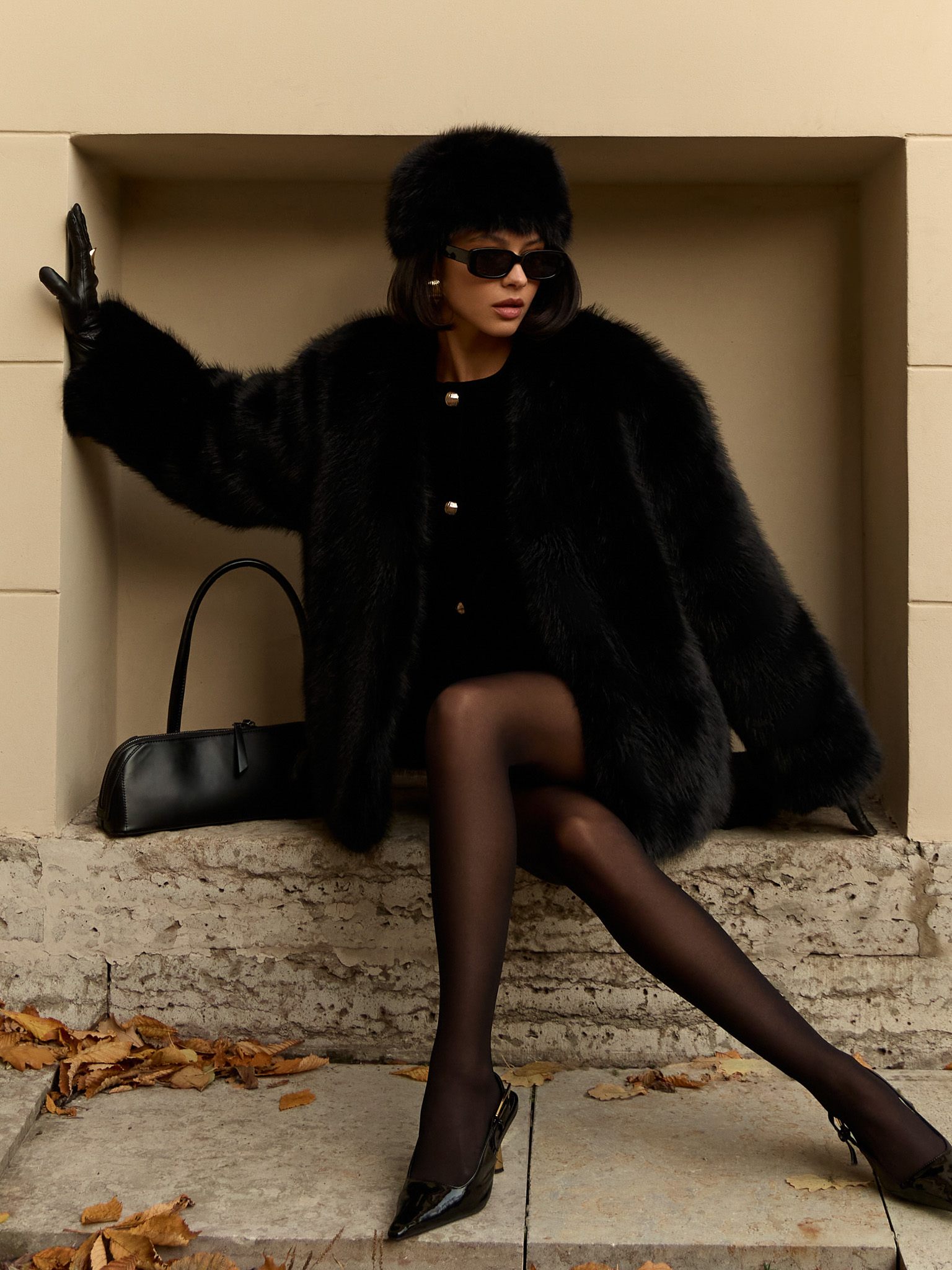 Short eco-fur coat with lush pile