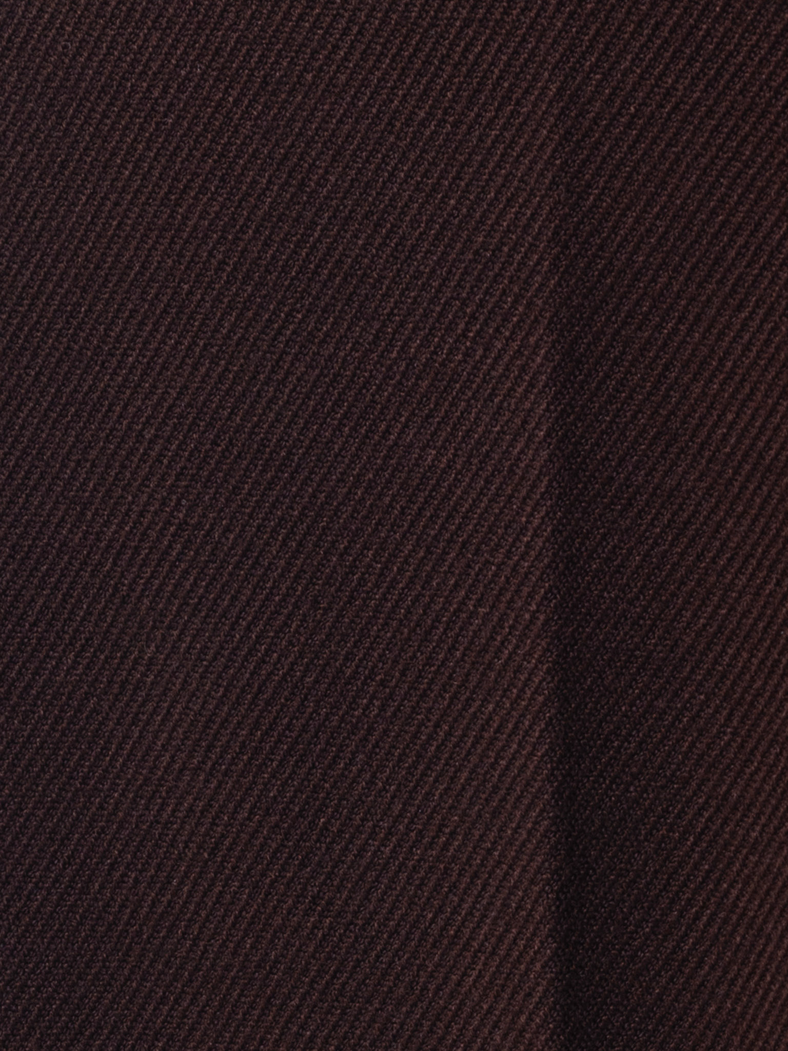 Loose-fitting monochrome trousers