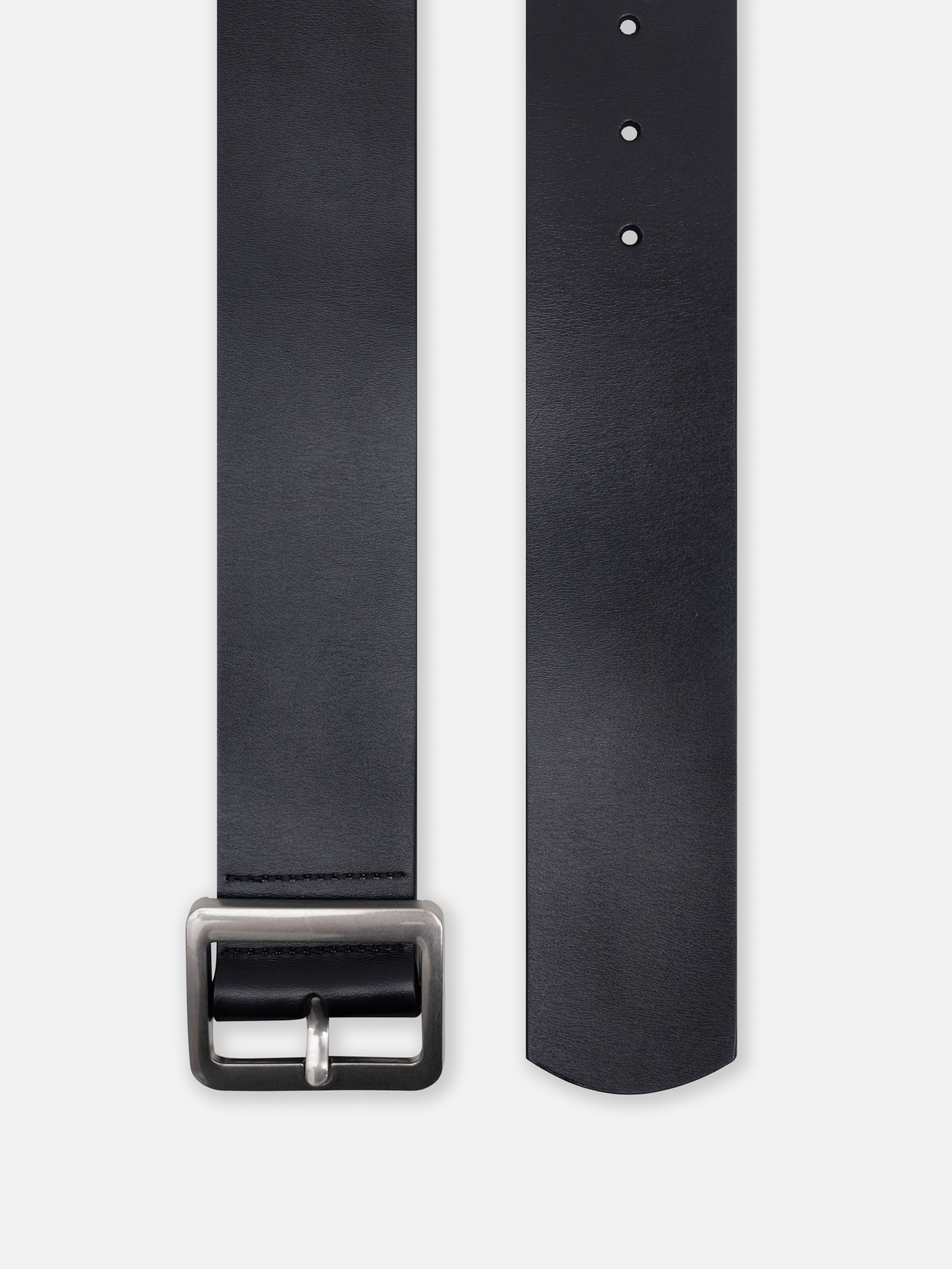 Leather belt with square buckle