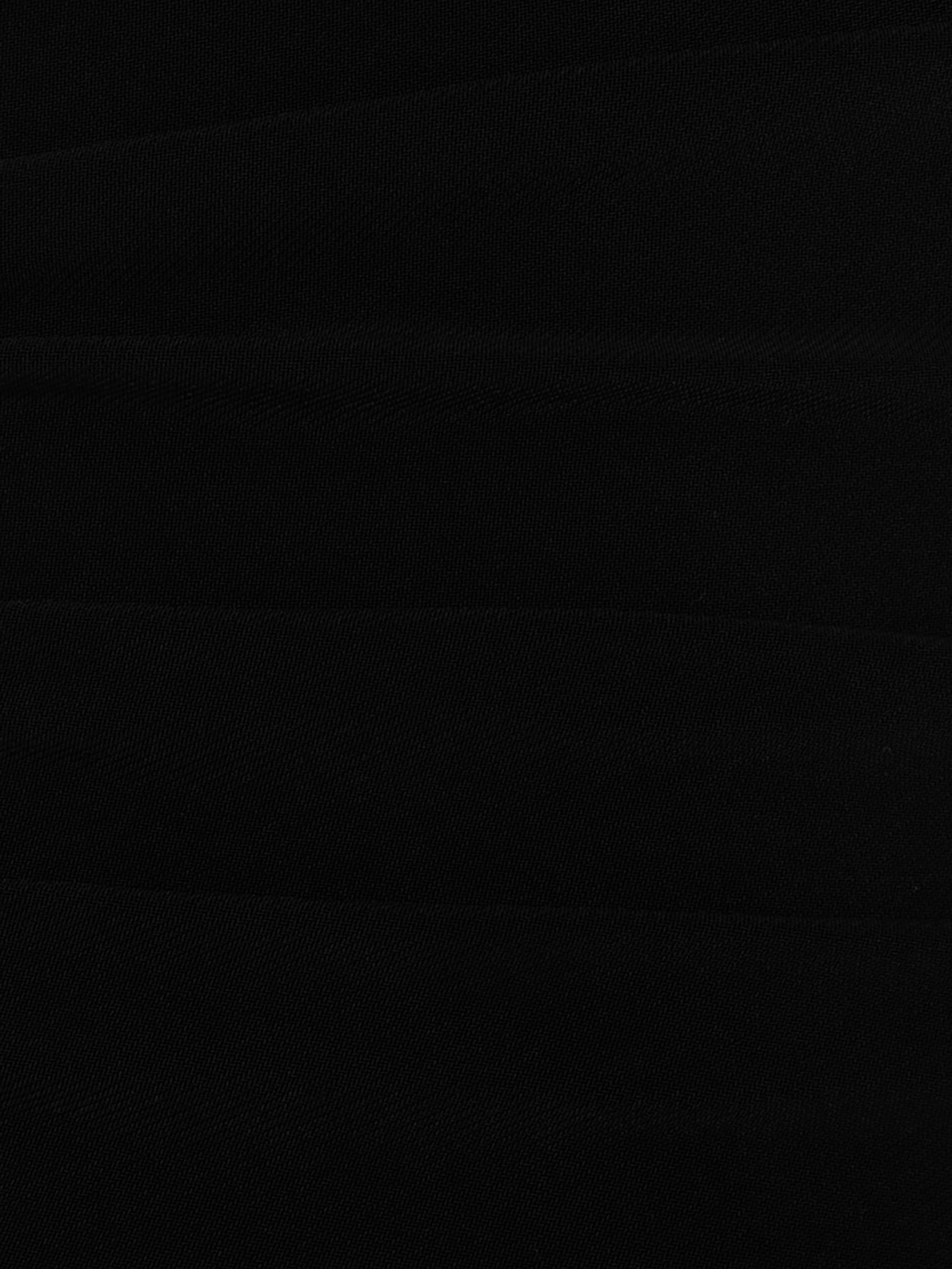 Gestricktes Oberteil mit hohem Kragen