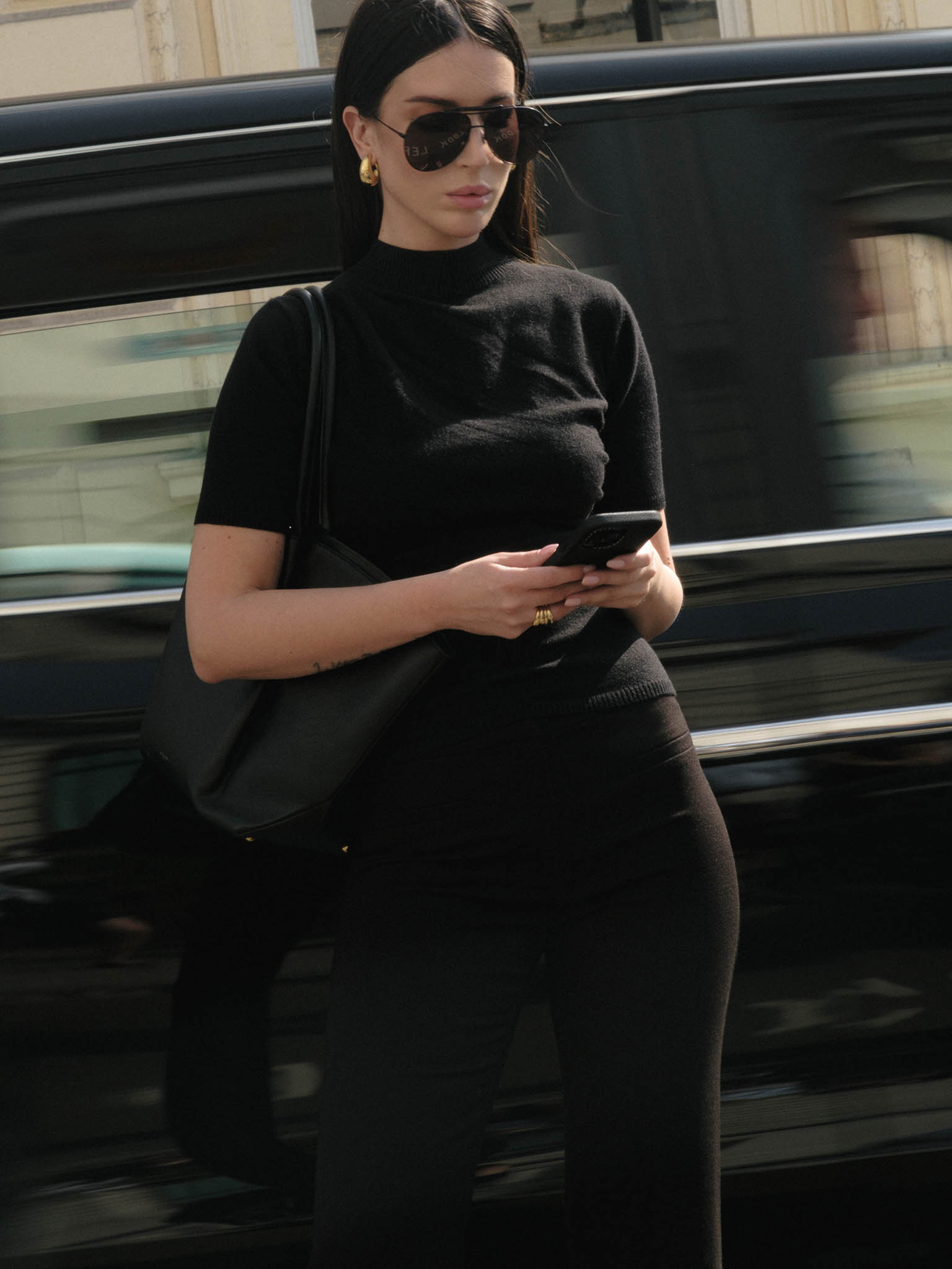 Mid-rise flared trousers