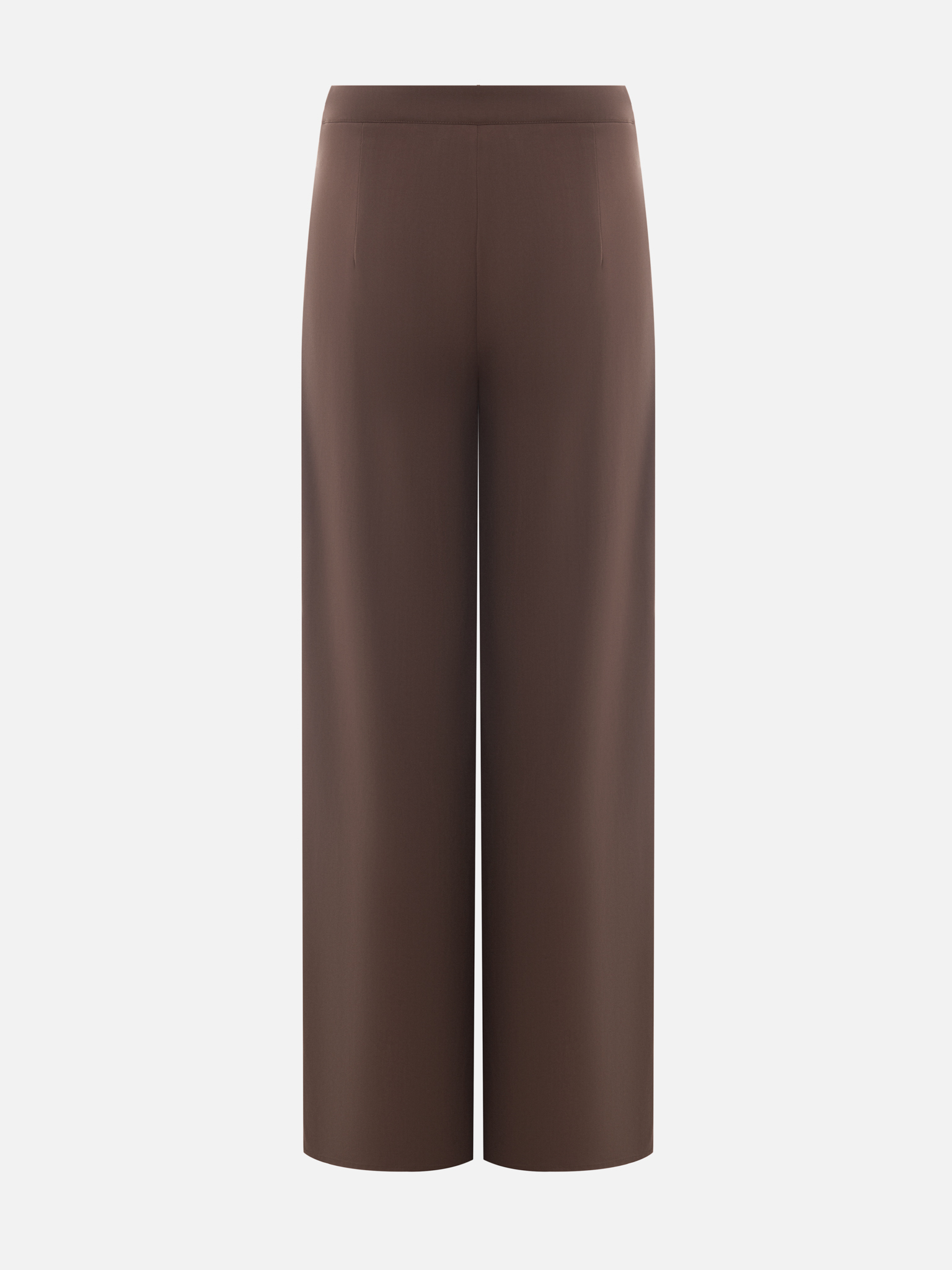 Loose-fitting trousers with large pleats on the waistband