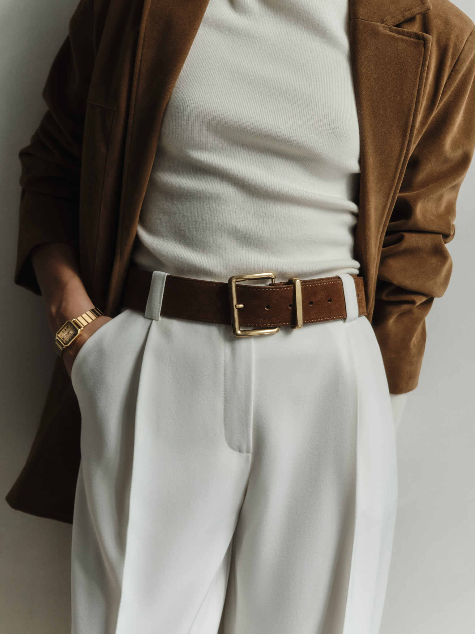 Leather belt with metal loop