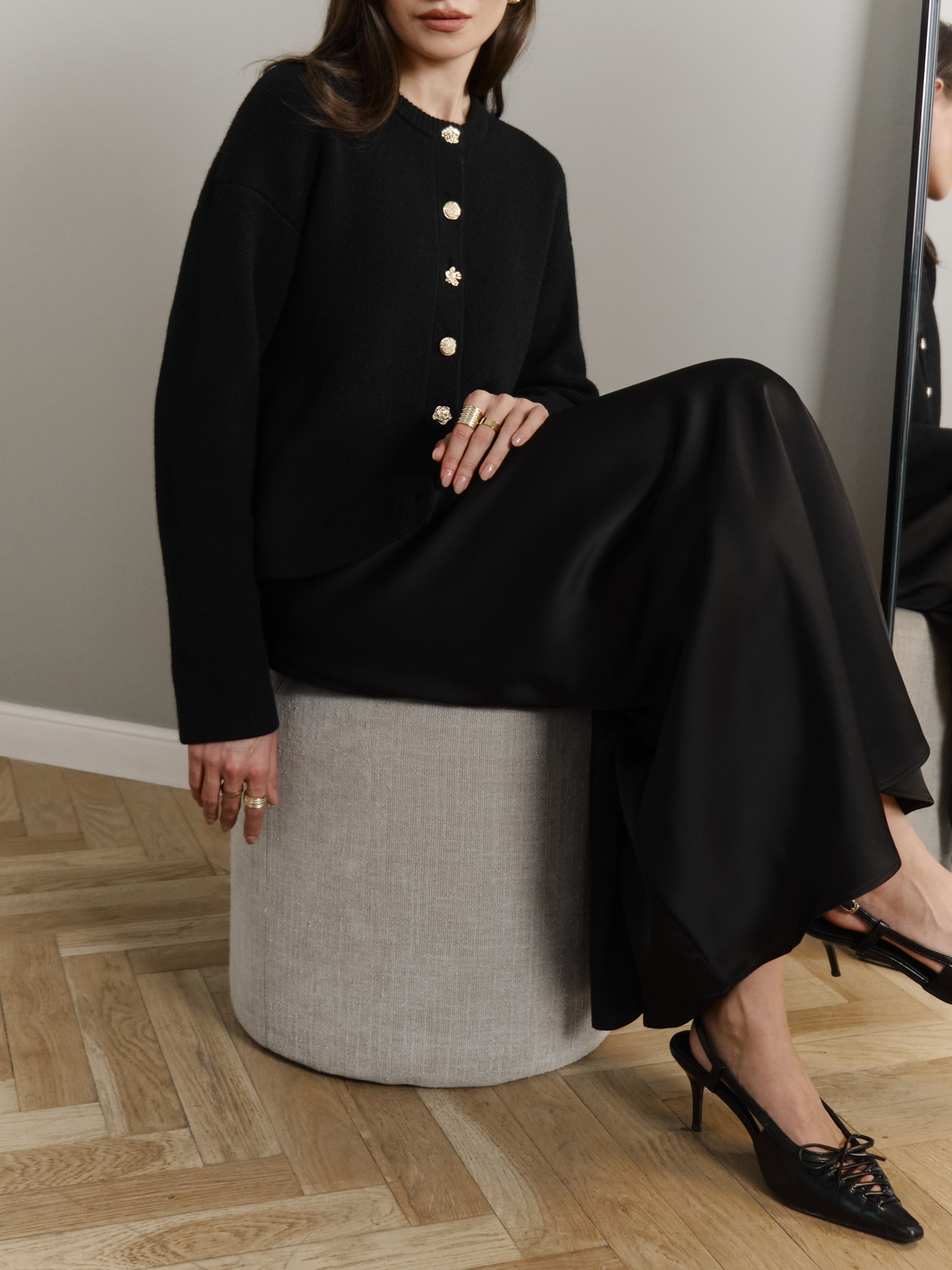 Flared maxi skirt in smooth fabric