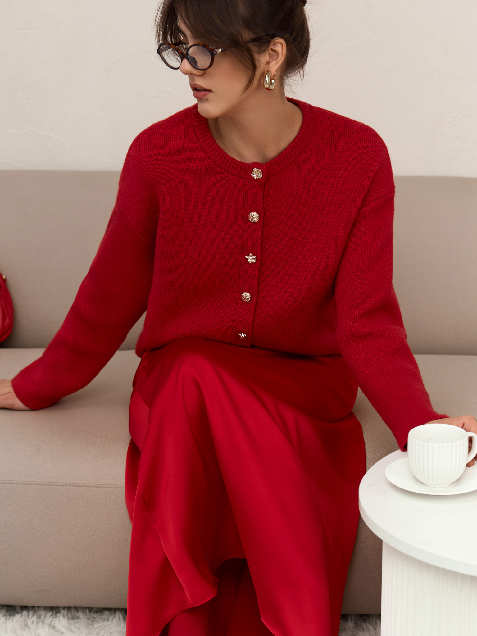 Loose knitted cardigan