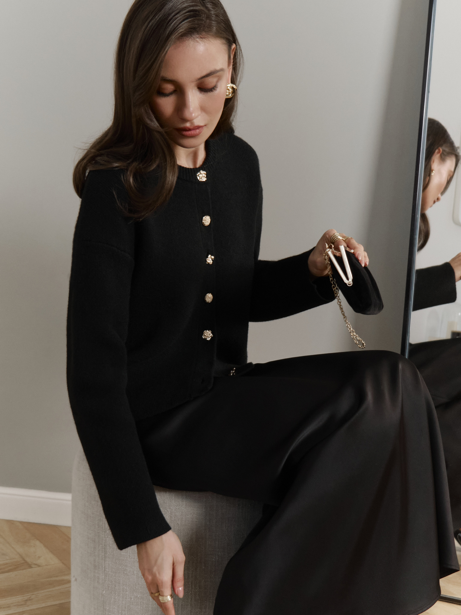 Loose knitted cardigan