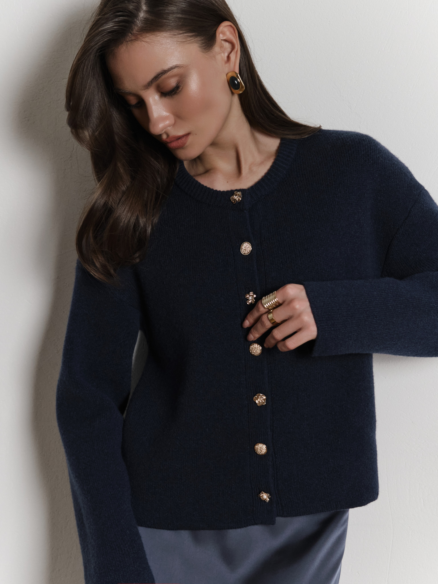 Loose knitted cardigan