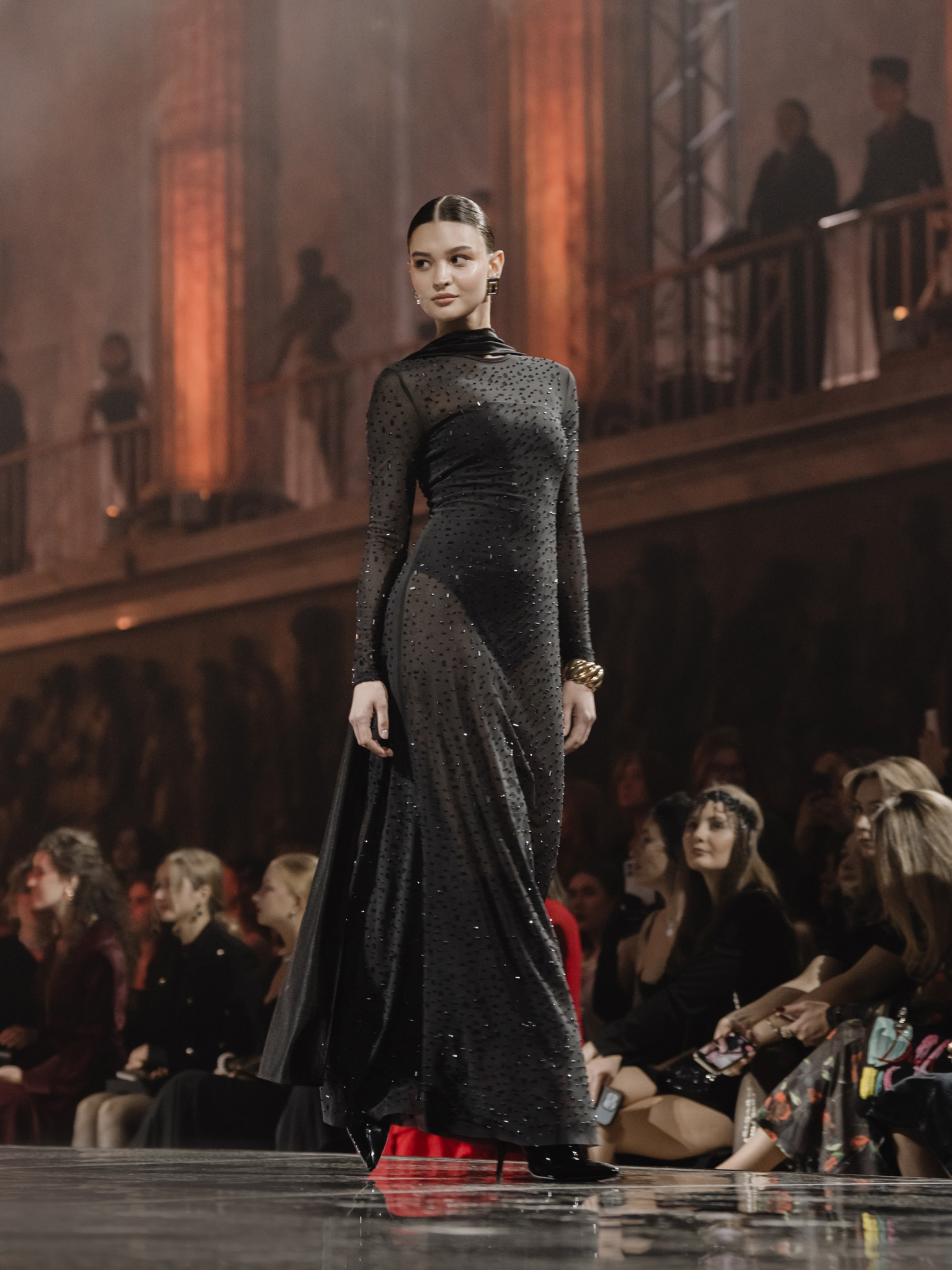 Maxi dress with gemstones