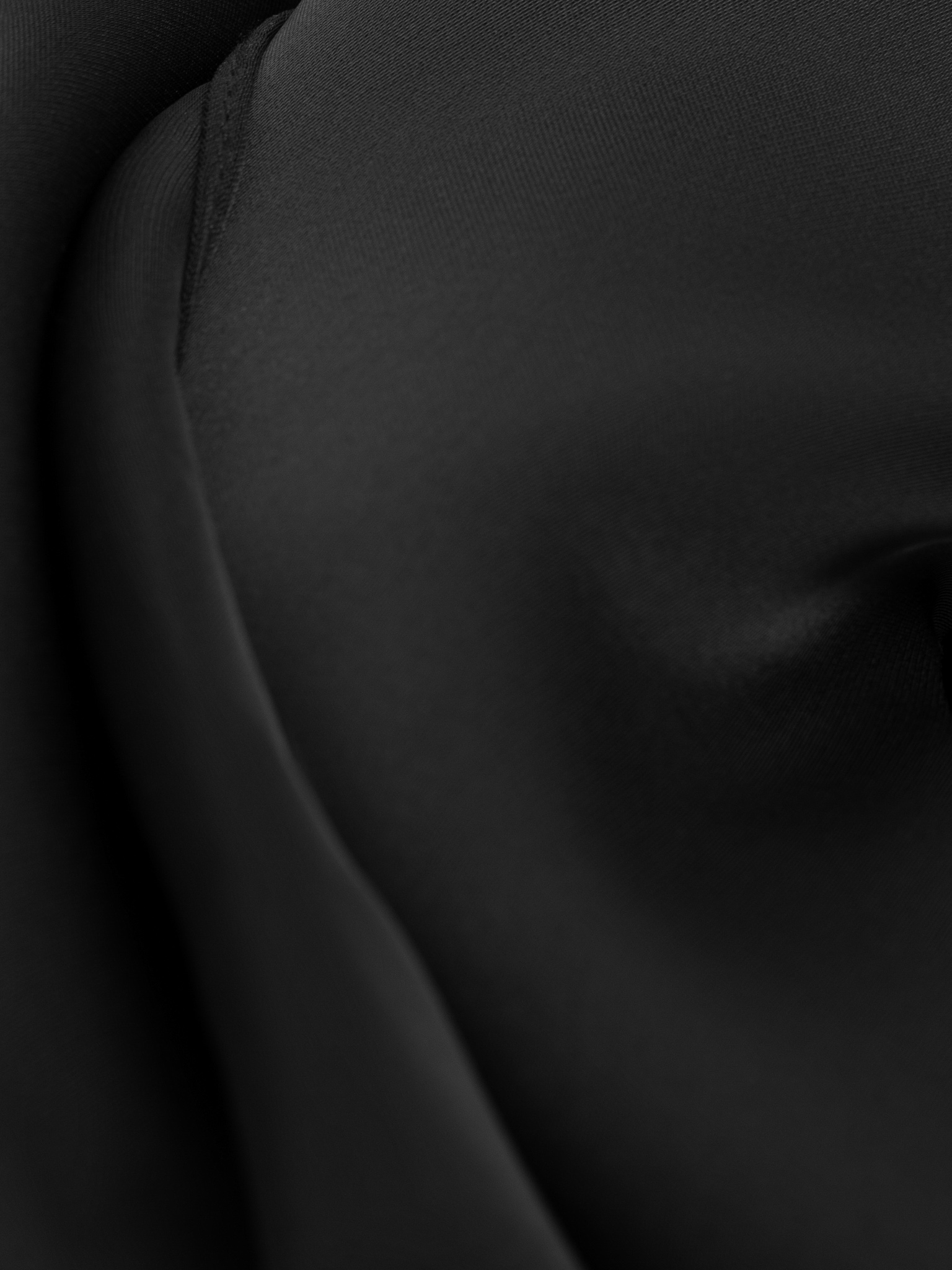 Scarf in smooth fabric