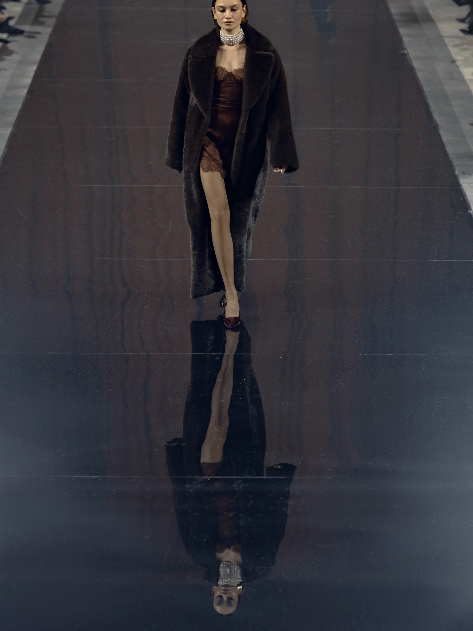 Mini combination dress with lace details