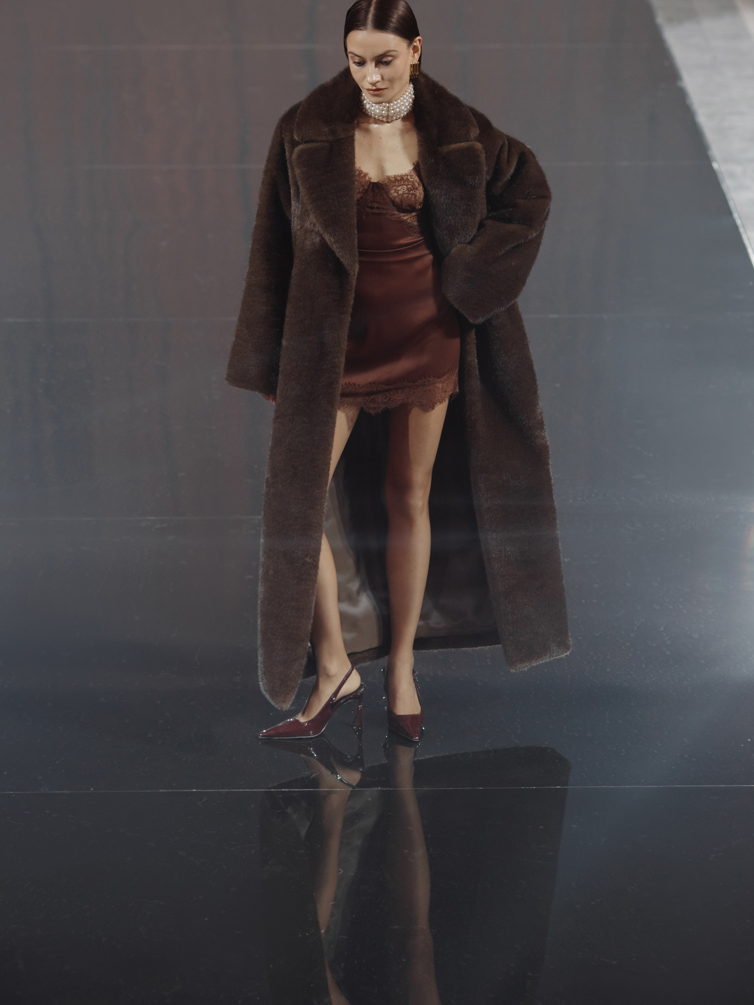 Mini combination dress with lace details