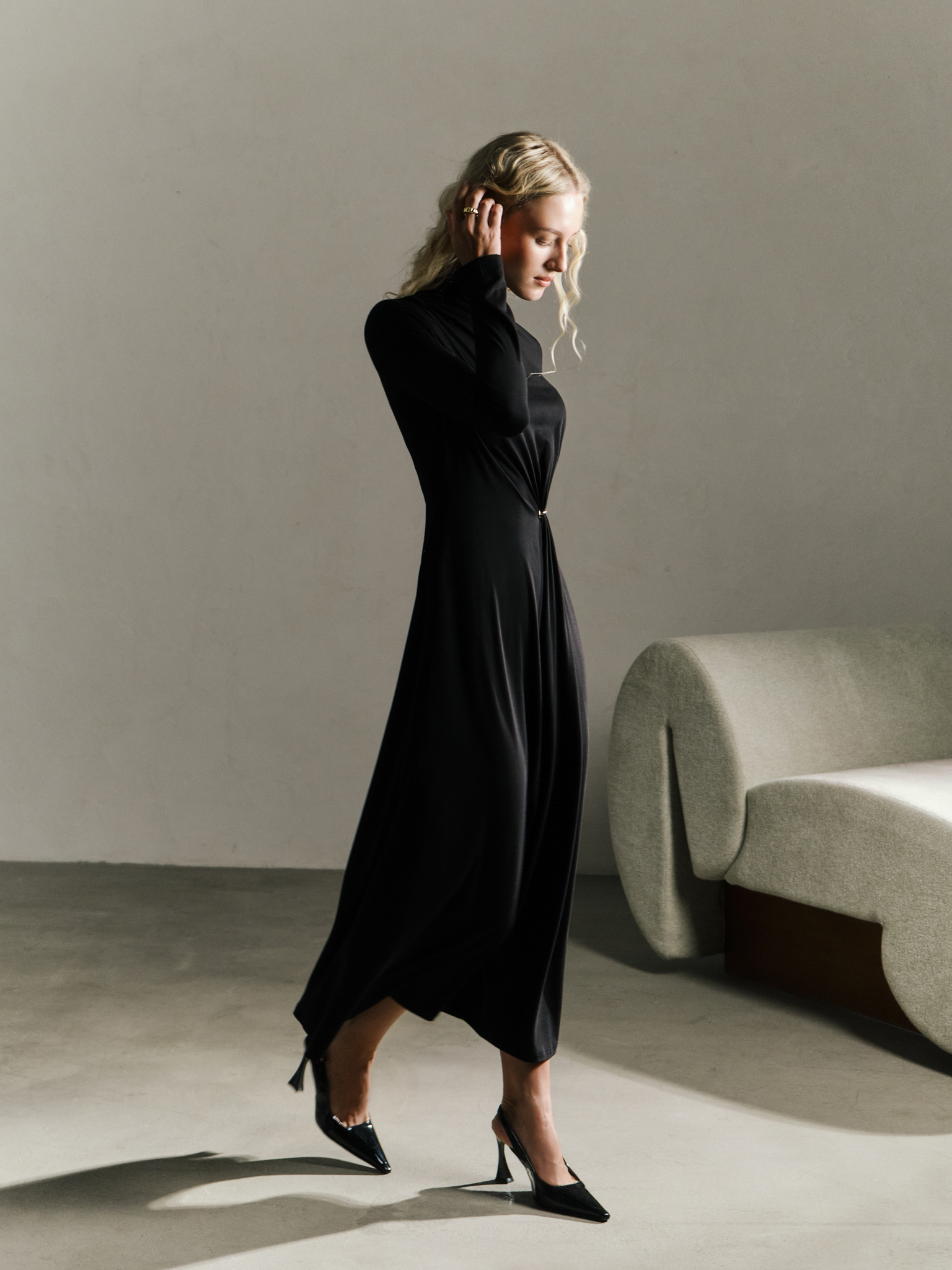 Jersey maxi dress with metallic decor at the waist