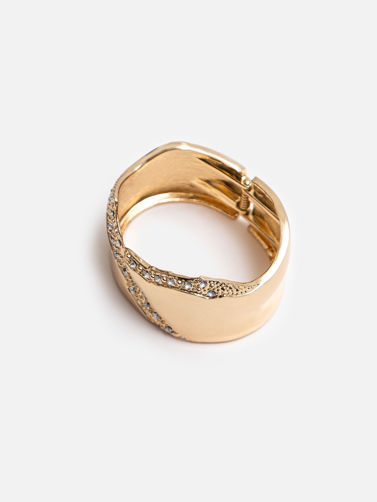 Round abstract bracelet