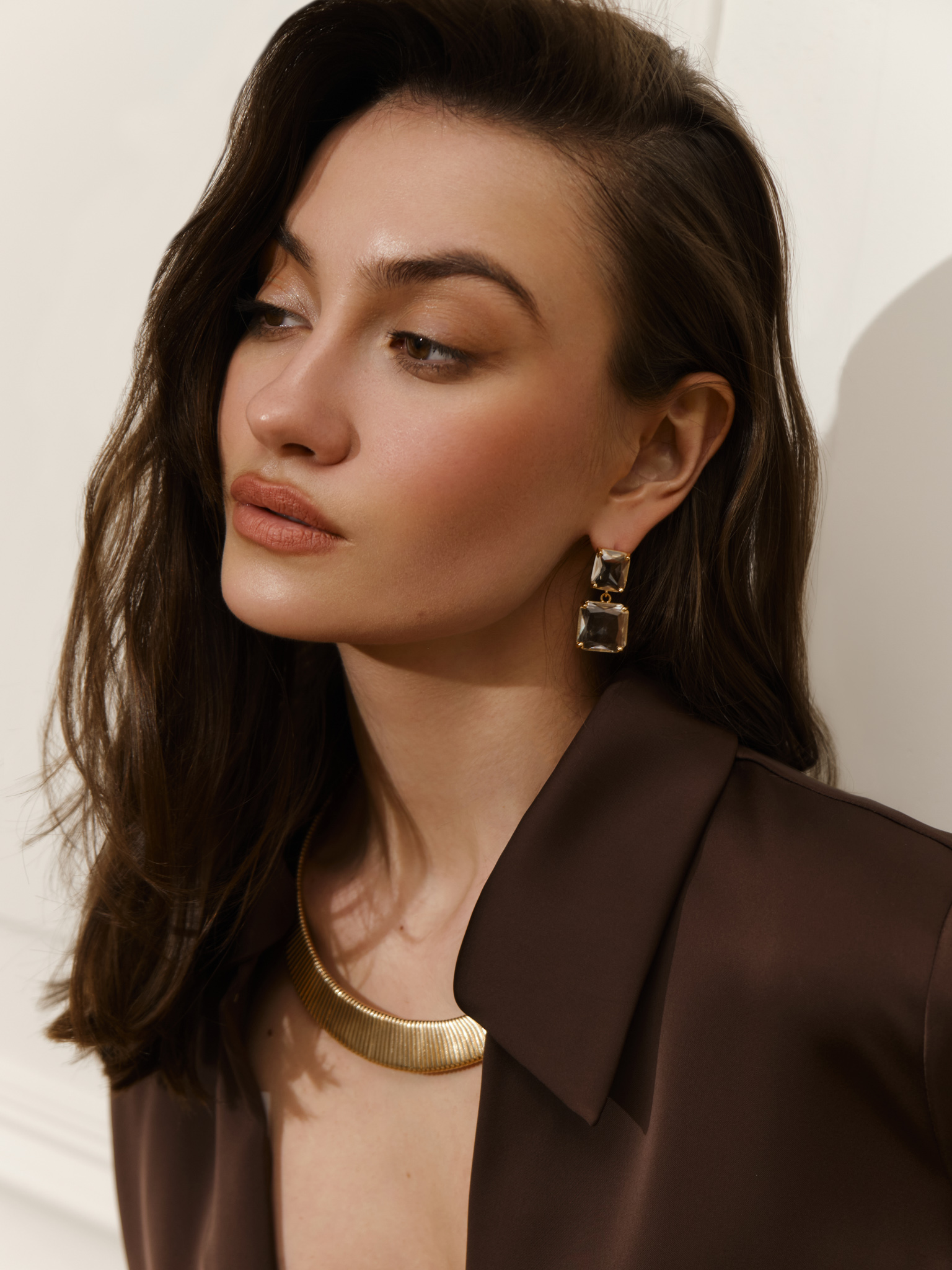 Серьги-пусеты с квадратными камнями