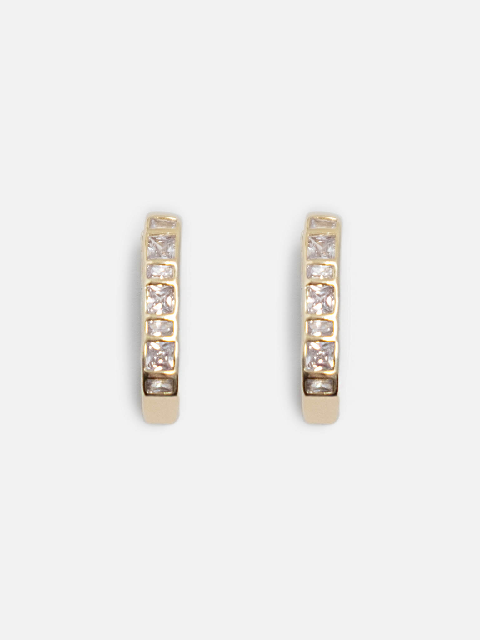 Oval earrings with large zircons