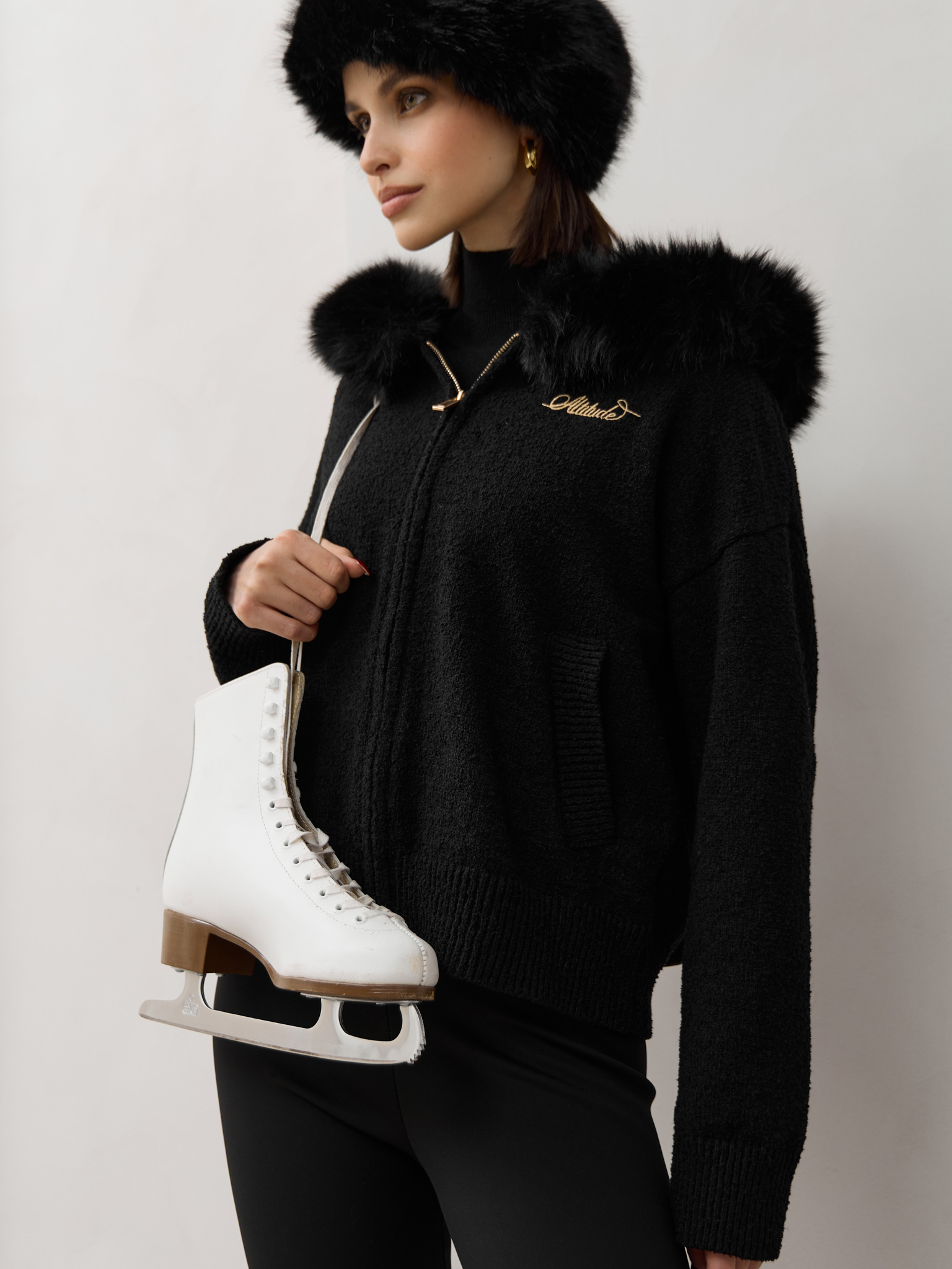 Кардиган на молнии с меховым воротником