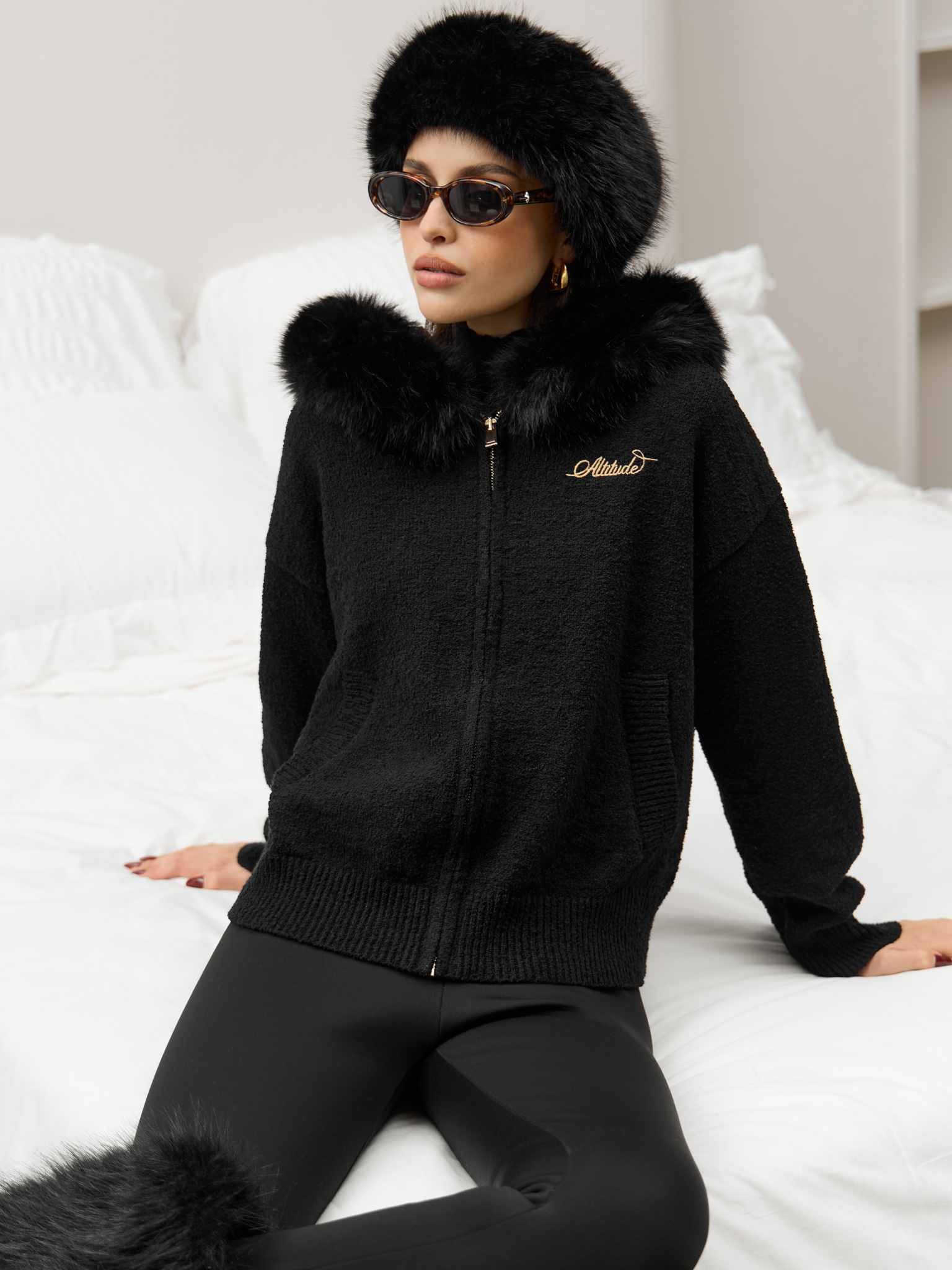 Кардиган на молнии с меховым воротником