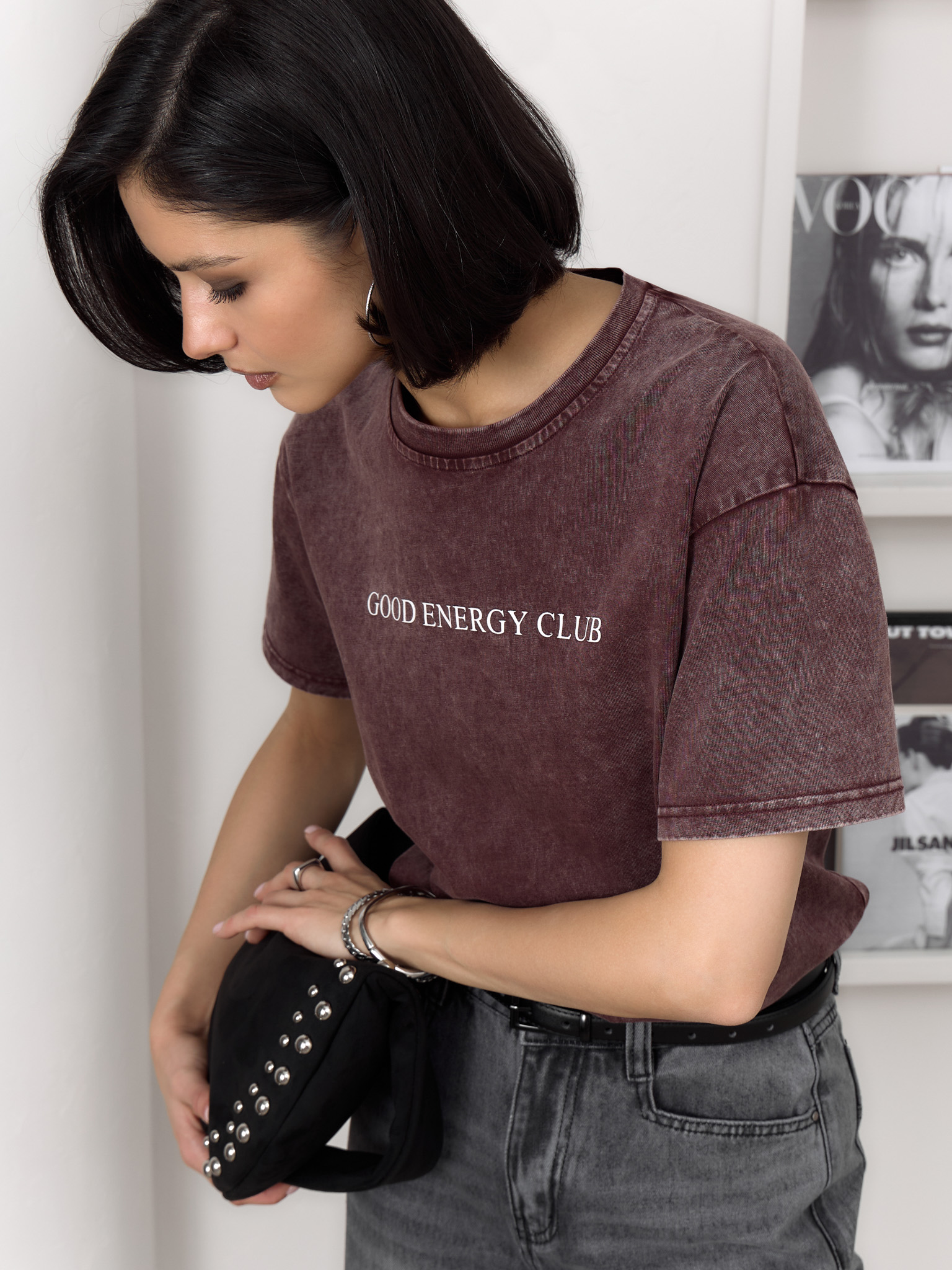 Loose T-shirt with scuffs and lettering