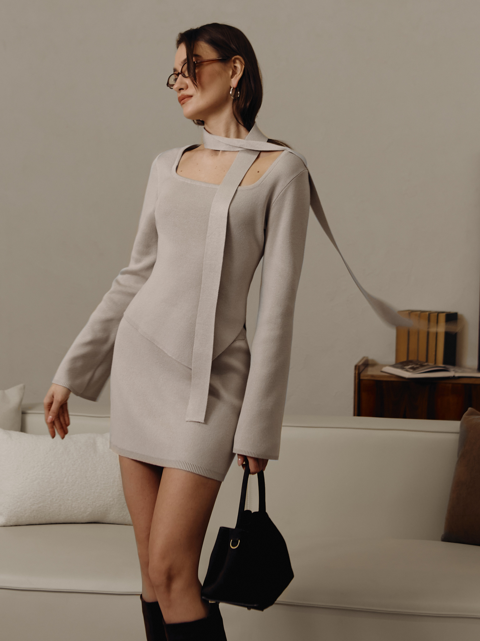 Jersey top with asymmetrical edge and ribbon scarf