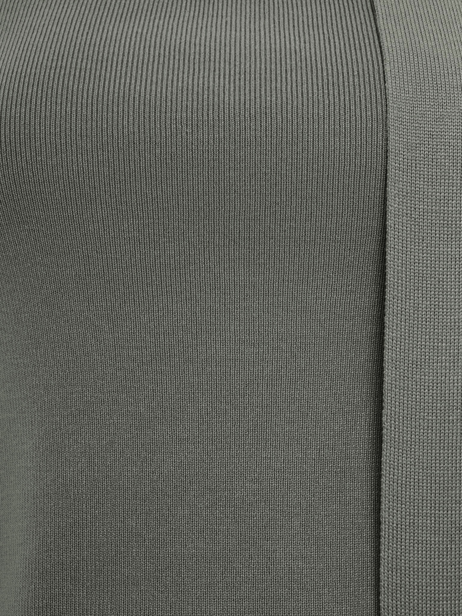 Jersey top with asymmetrical edge and ribbon scarf