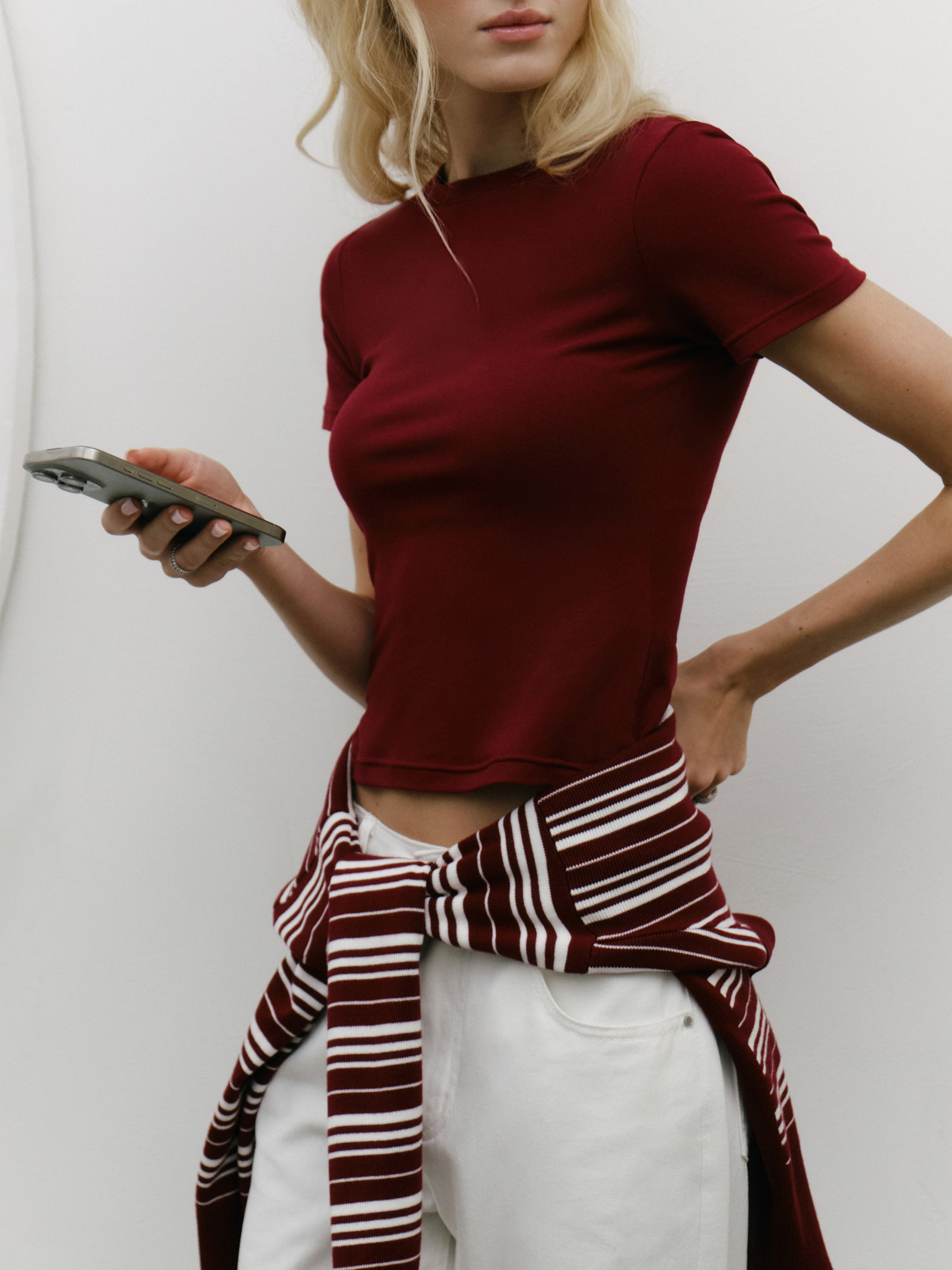 Cropped fitted jersey T-shirt