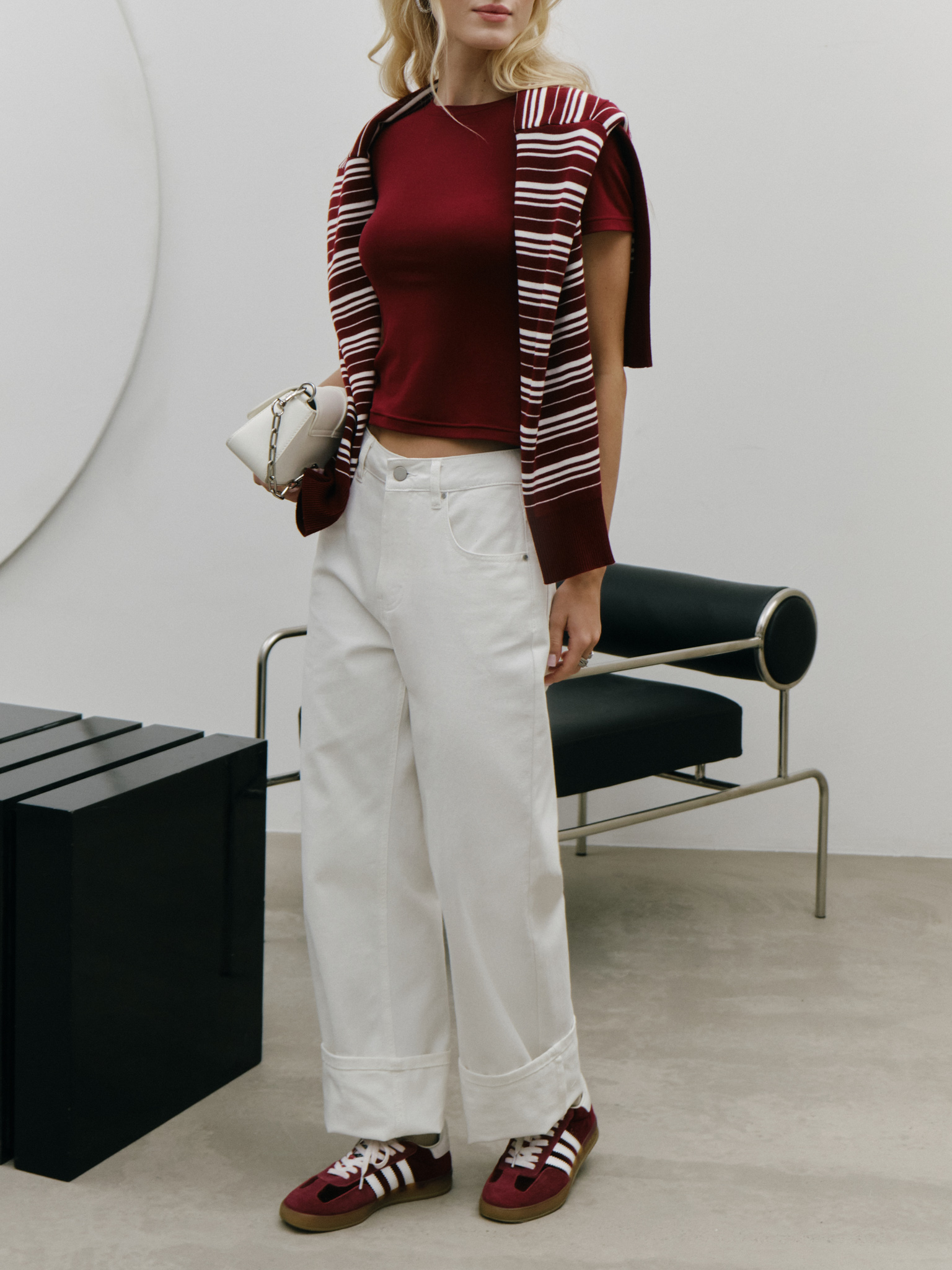 Cropped fitted jersey T-shirt