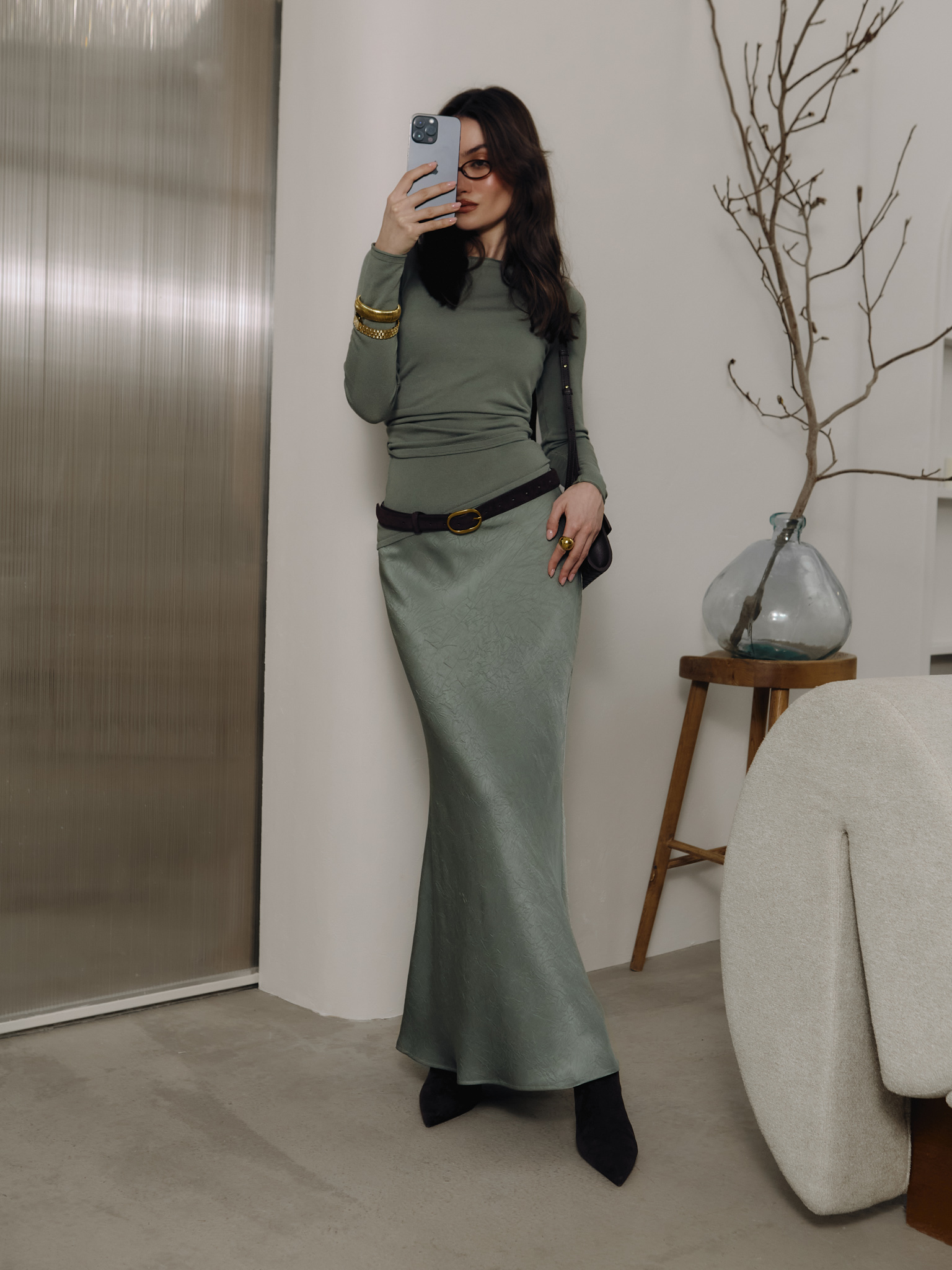 Jersey longlseeve with asymmetrical edge