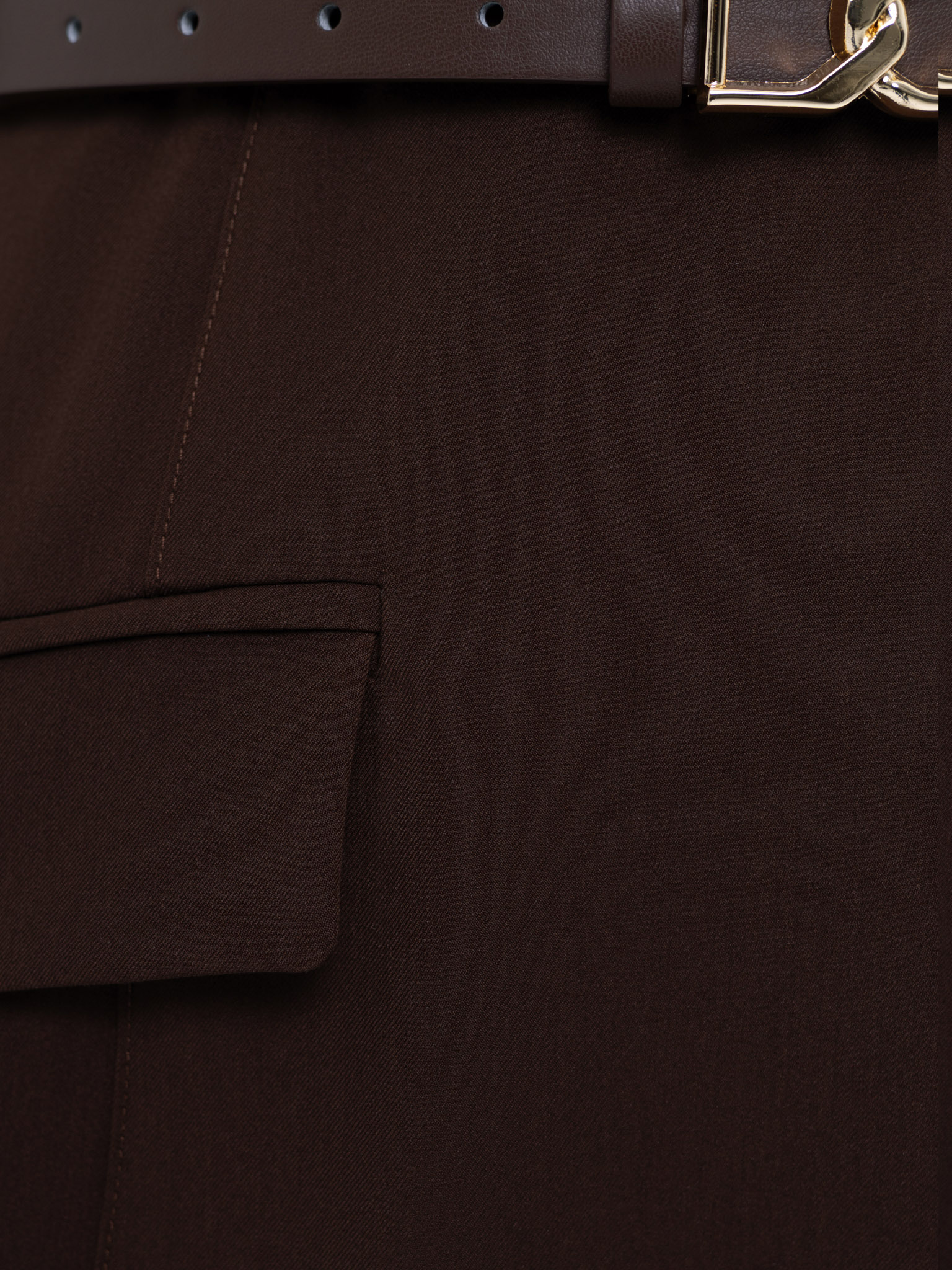 Mini robe avec ceinture en cuir écologique