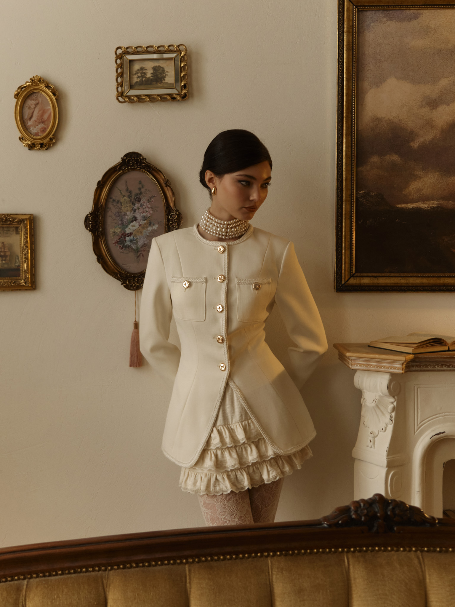 Fitted jacket with textured details