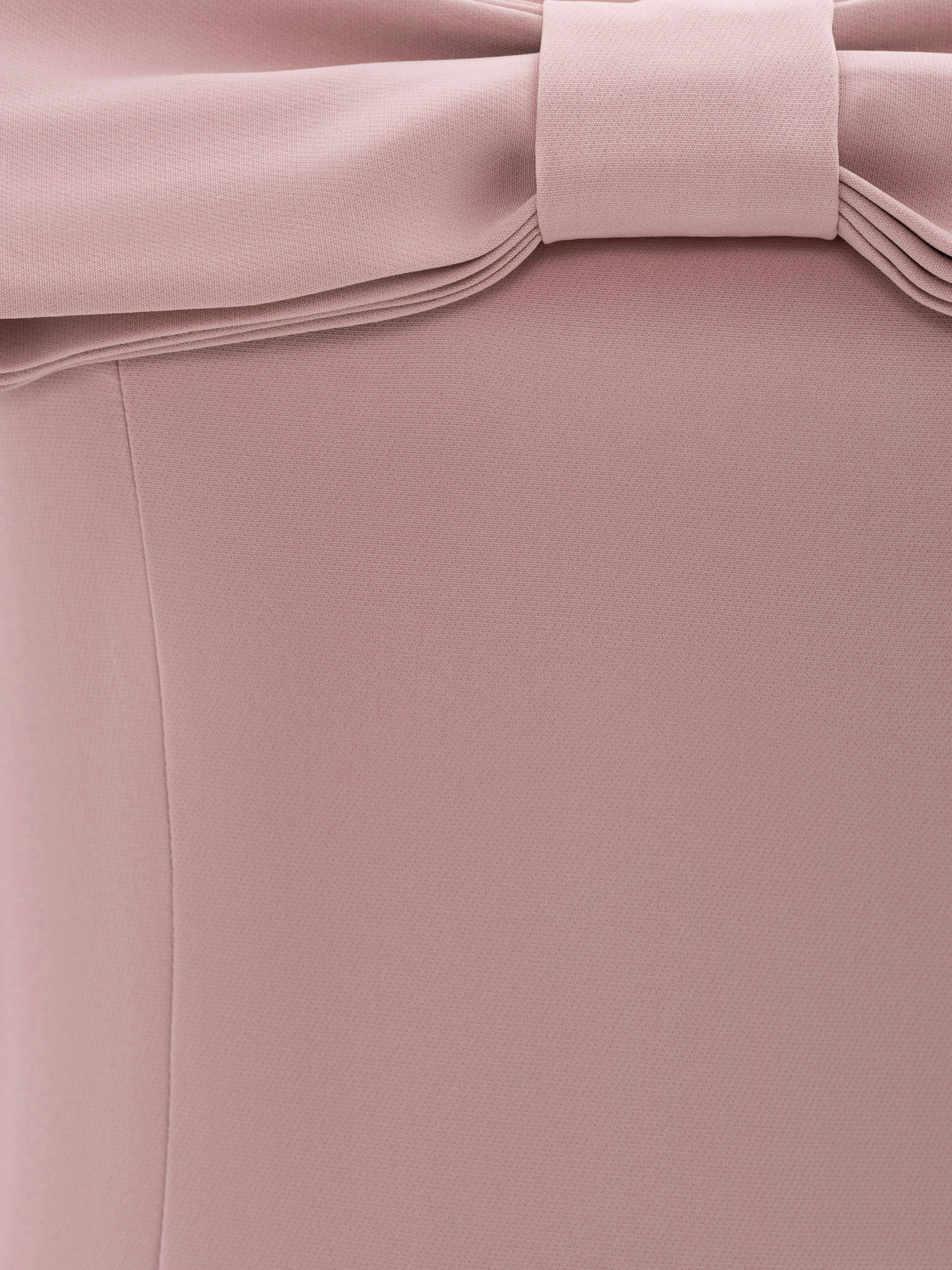 Corset top with open shoulders and frontal bow