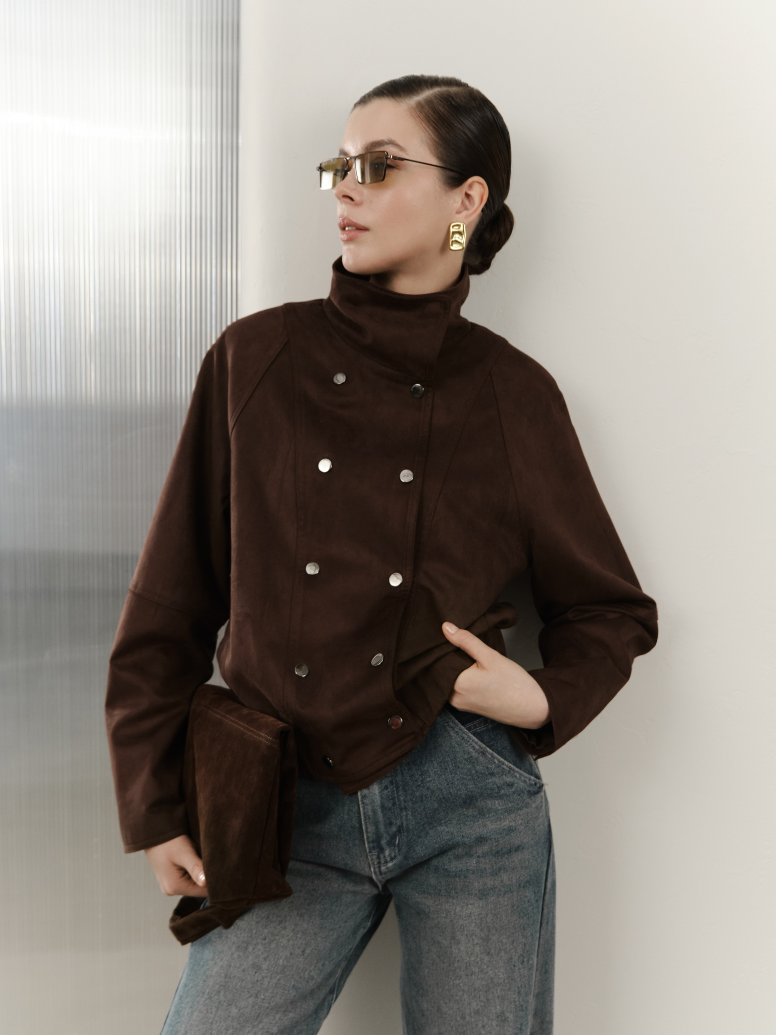 Short eco-suede jacket with button fastening