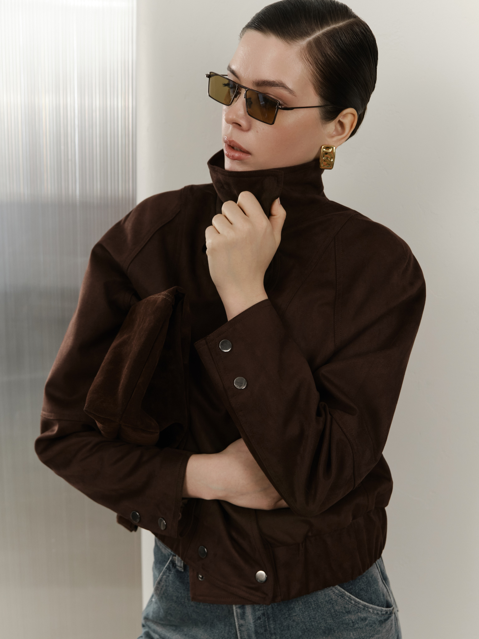 Short eco-suede jacket with button fastening