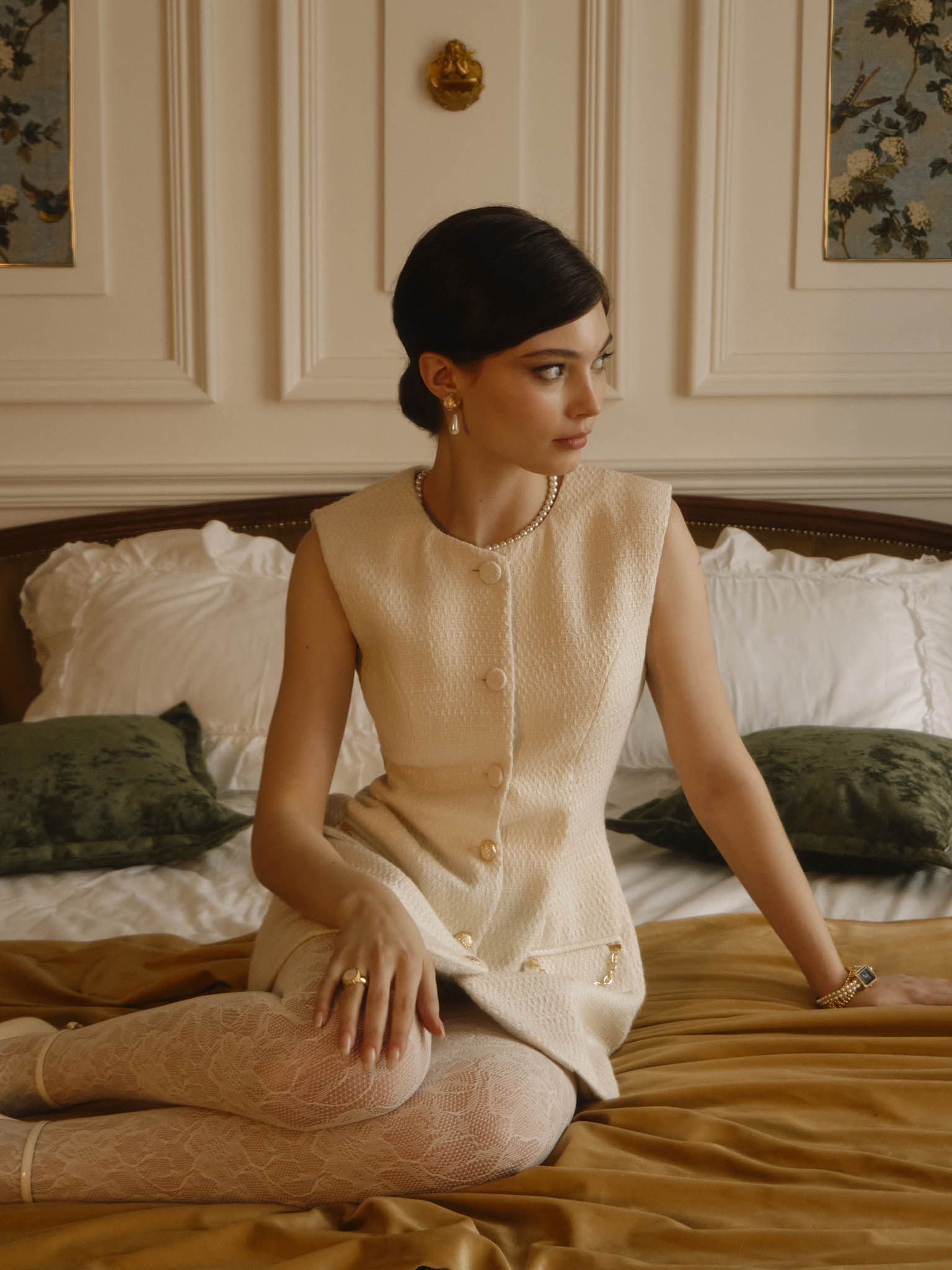 Sleeveless mini tweed dress