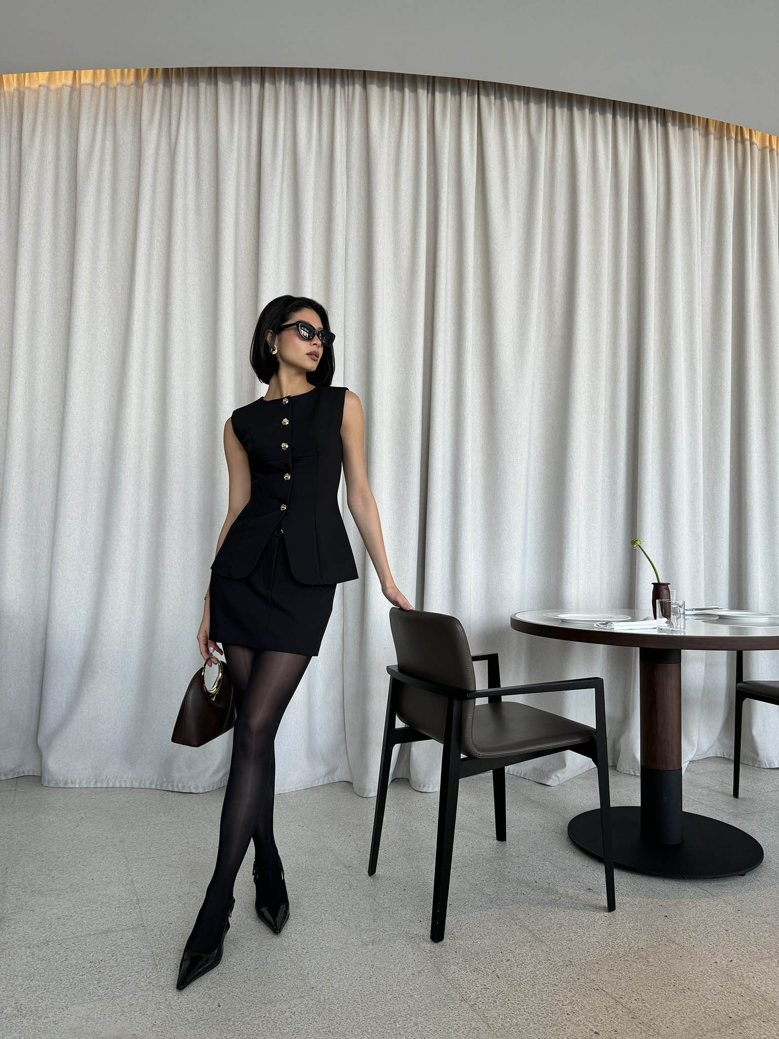 Straight mini skirt with flower buttons