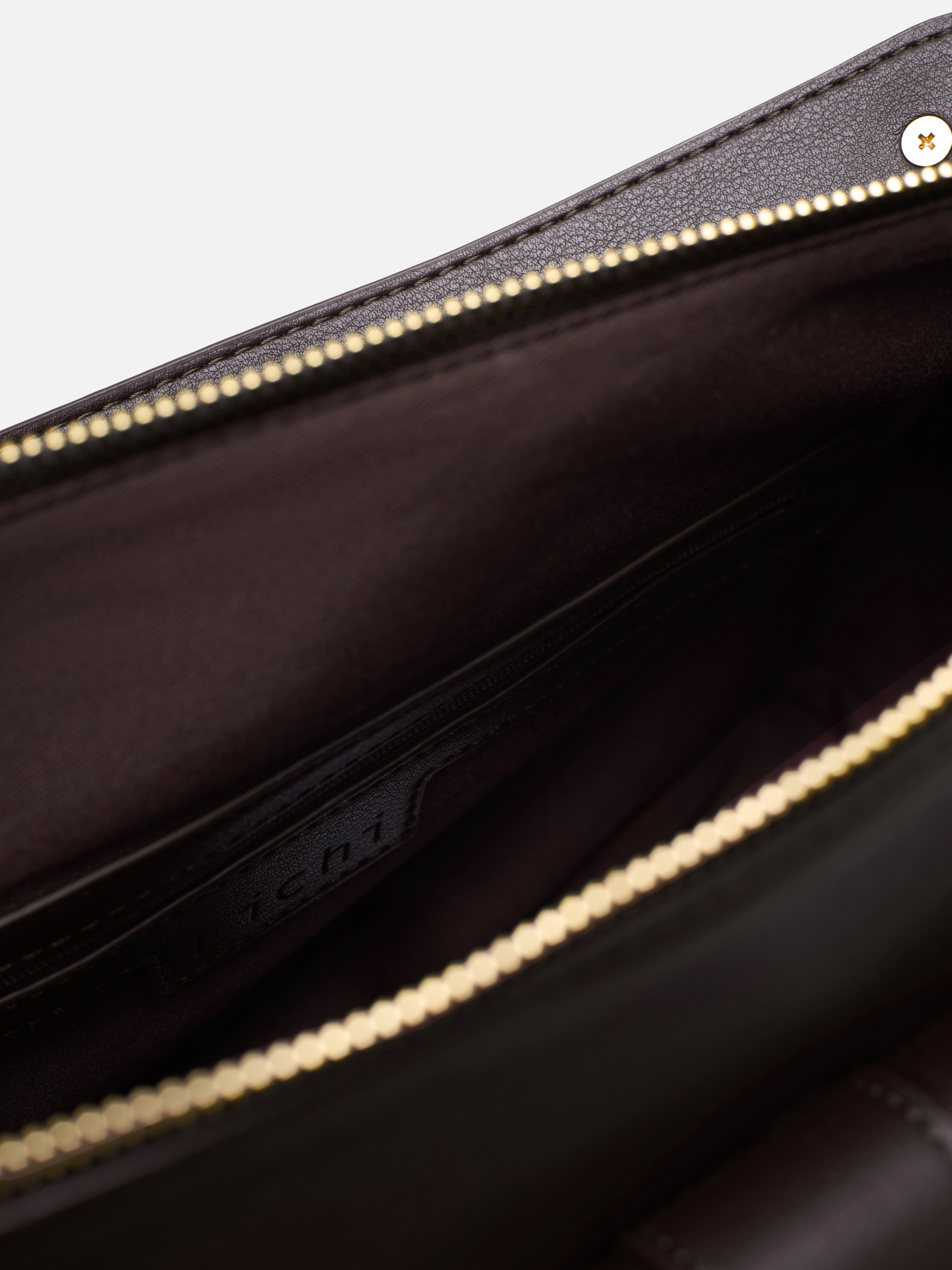 Rectangular bag with large pockets