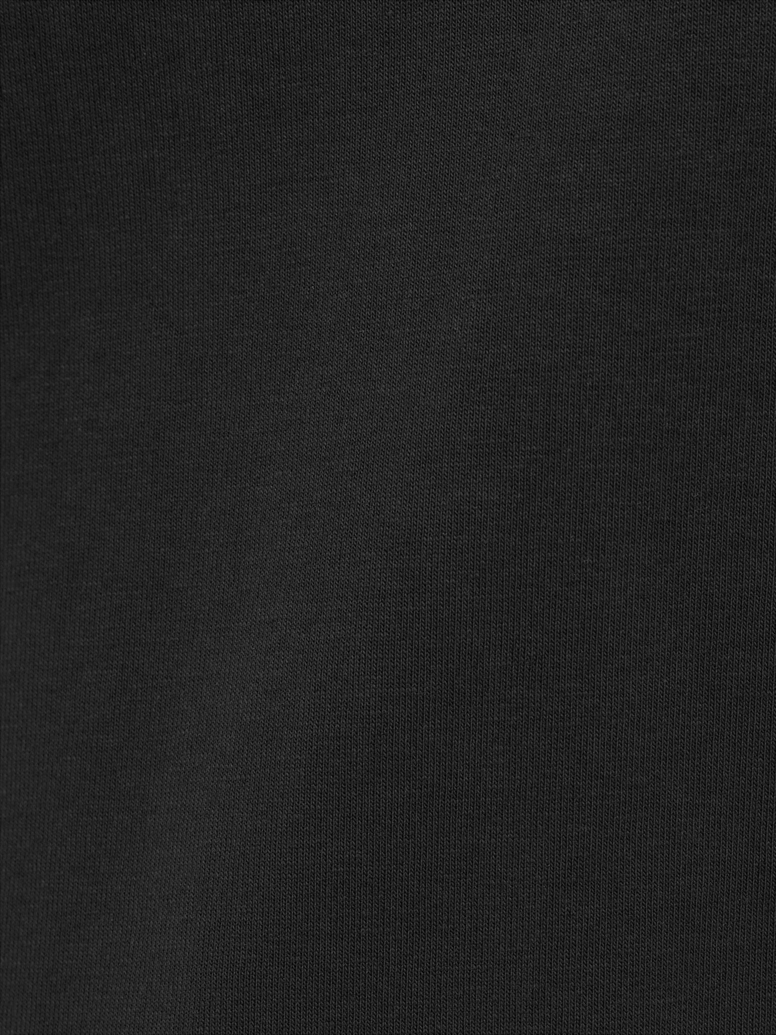 Loose T-shirt with wide collar