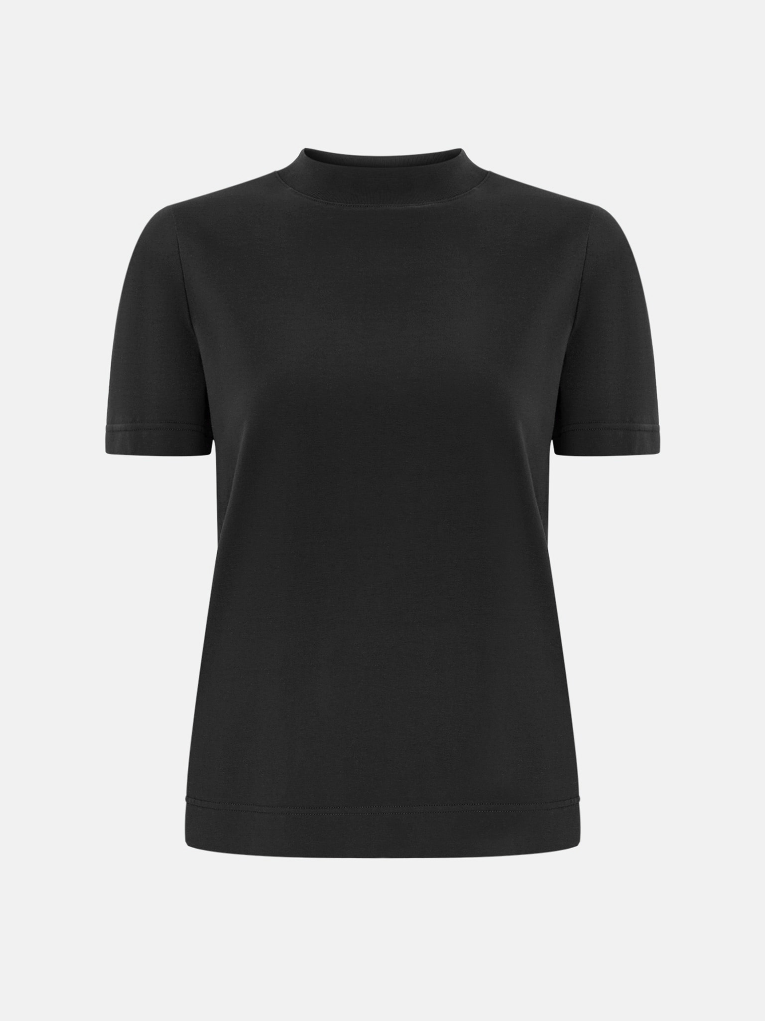 Loose T-shirt with wide collar