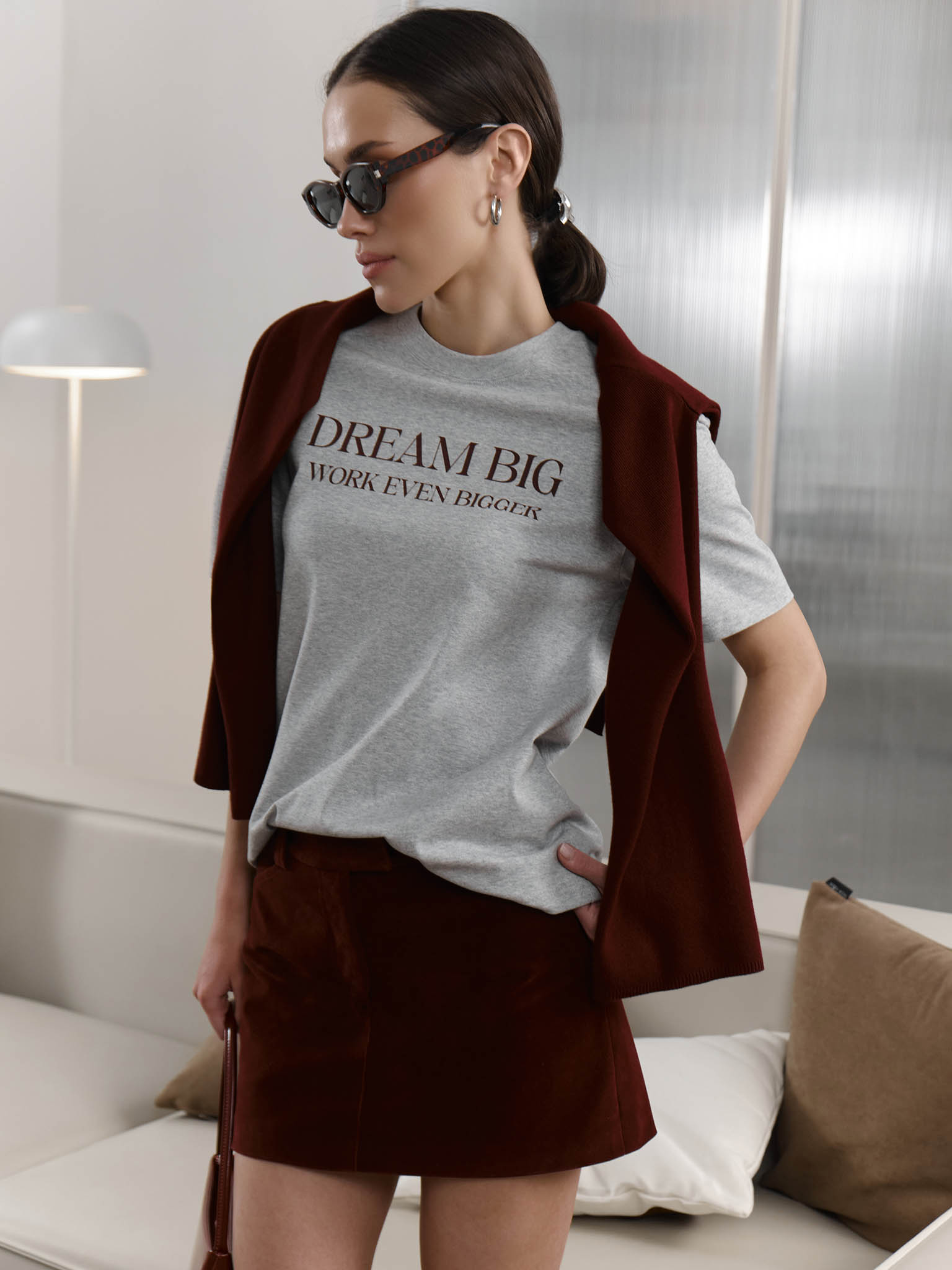 Straight T-shirt with lettering on the chest