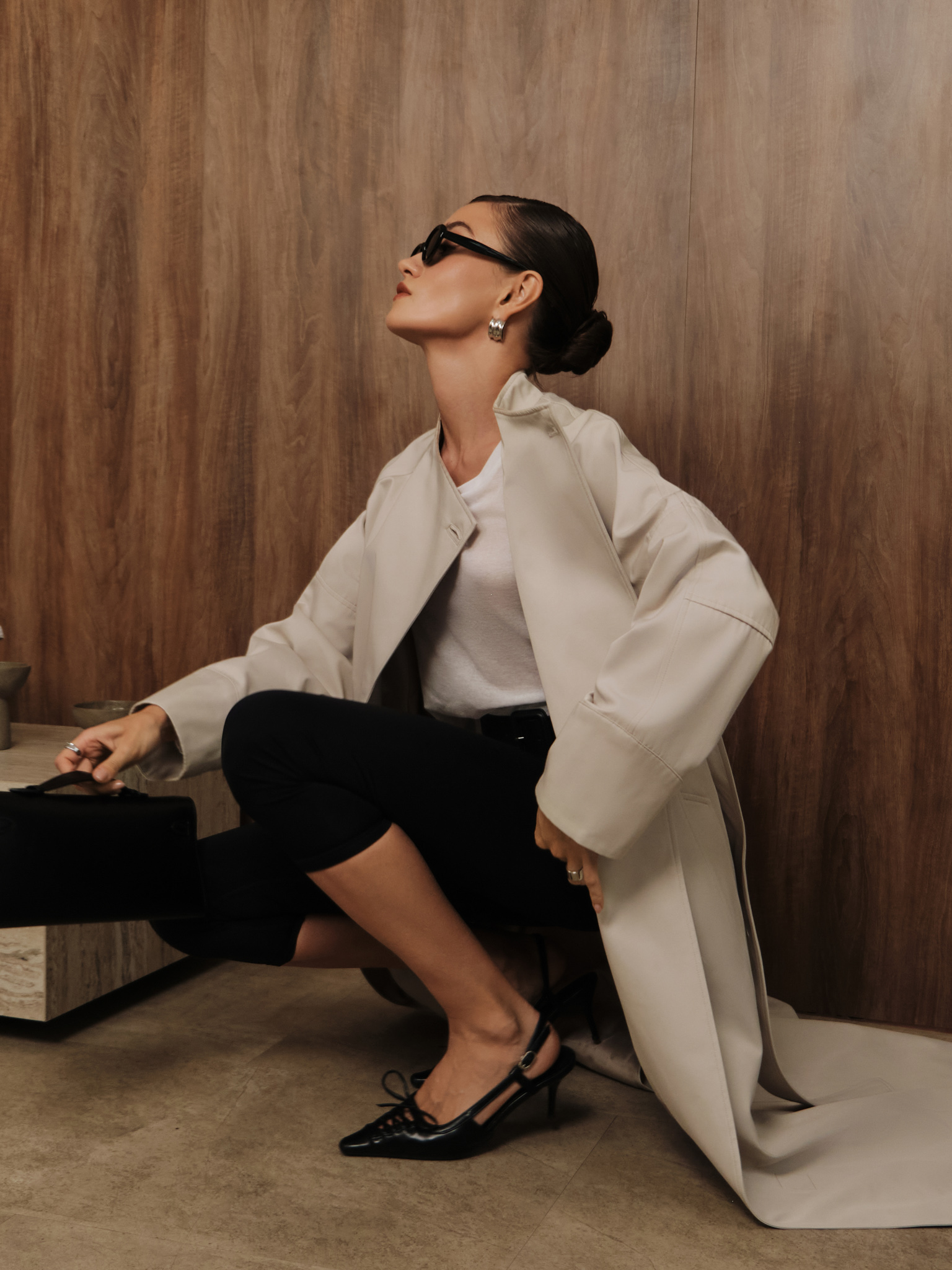 Maxi trench with tonal belt