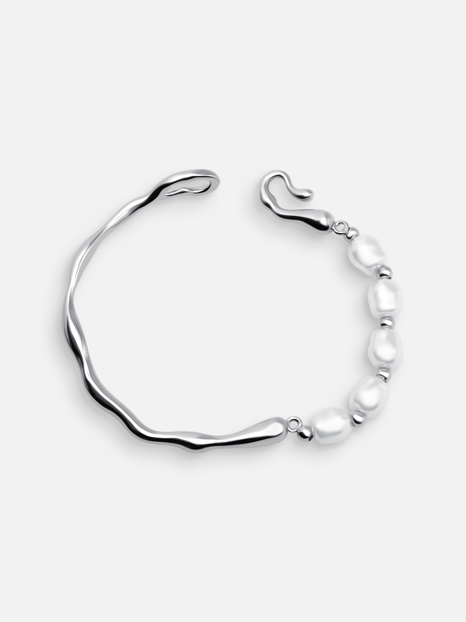 Round bracelet with pearl inlay