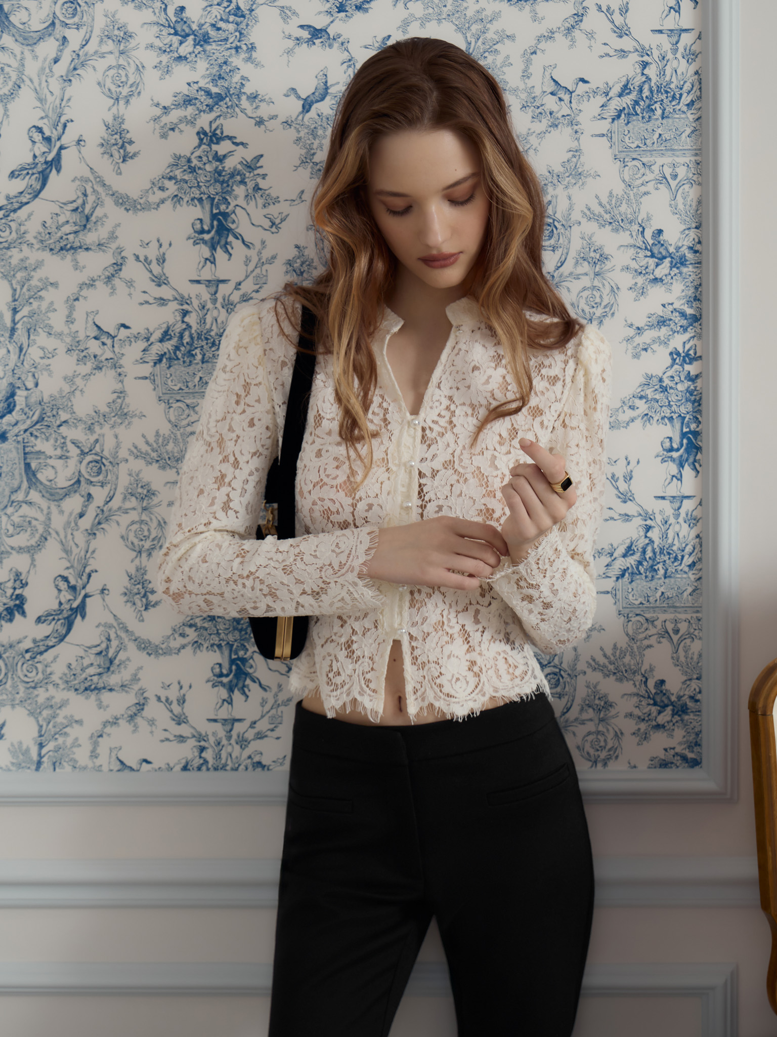 Guipure blouse with pearl buttons