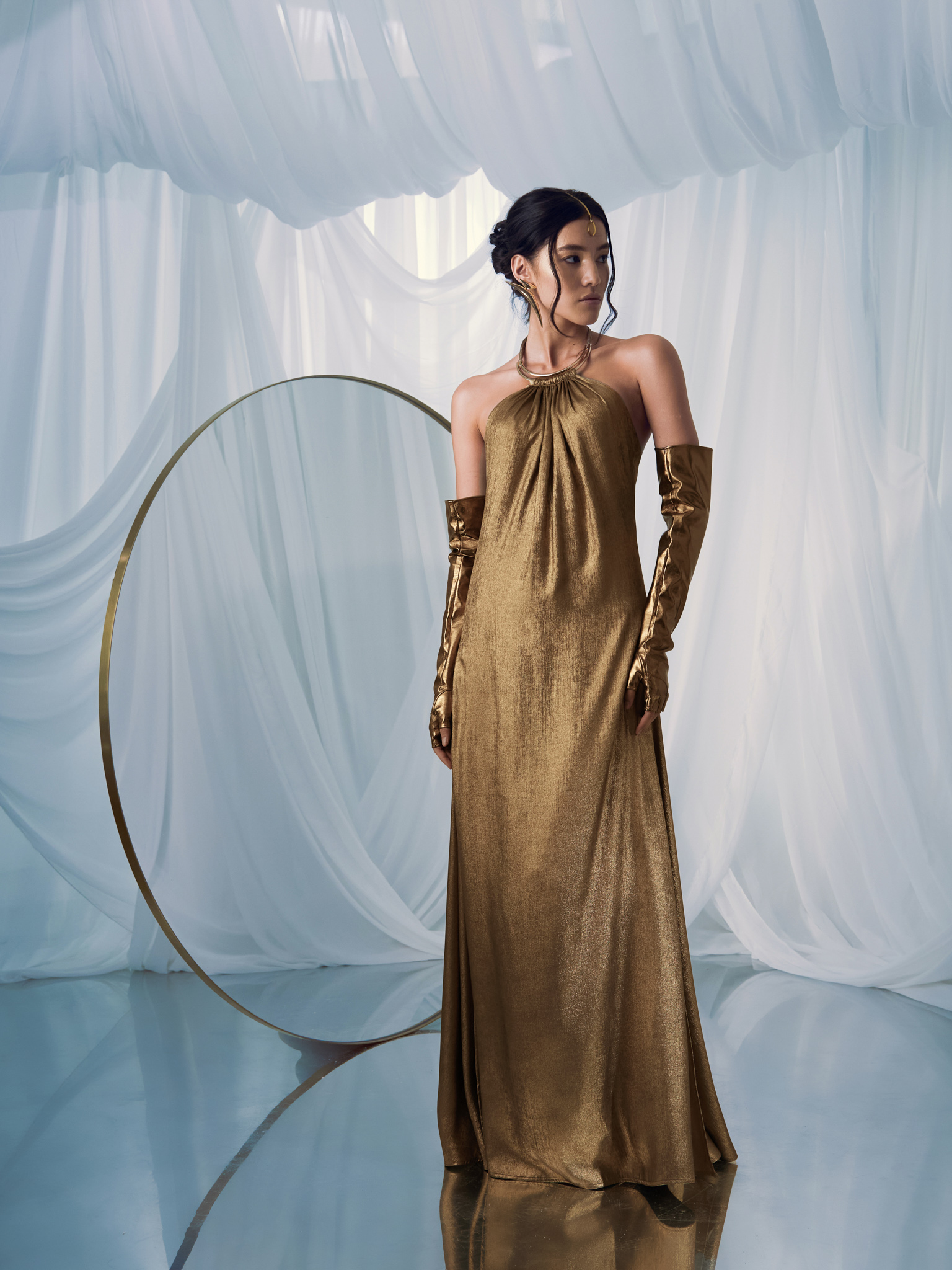 Metallised maxi dress with golden choker