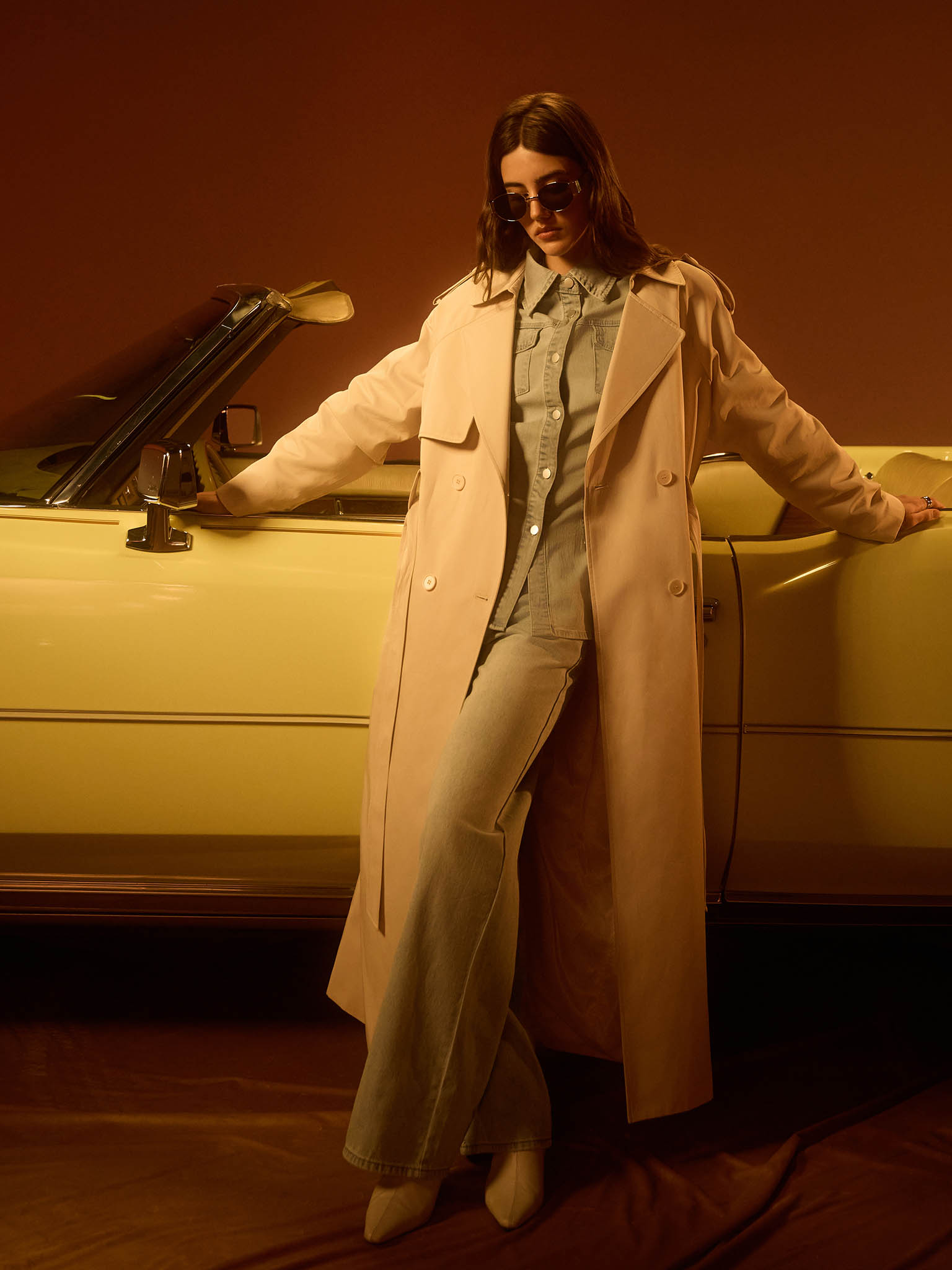 Maxi trench with wide belt