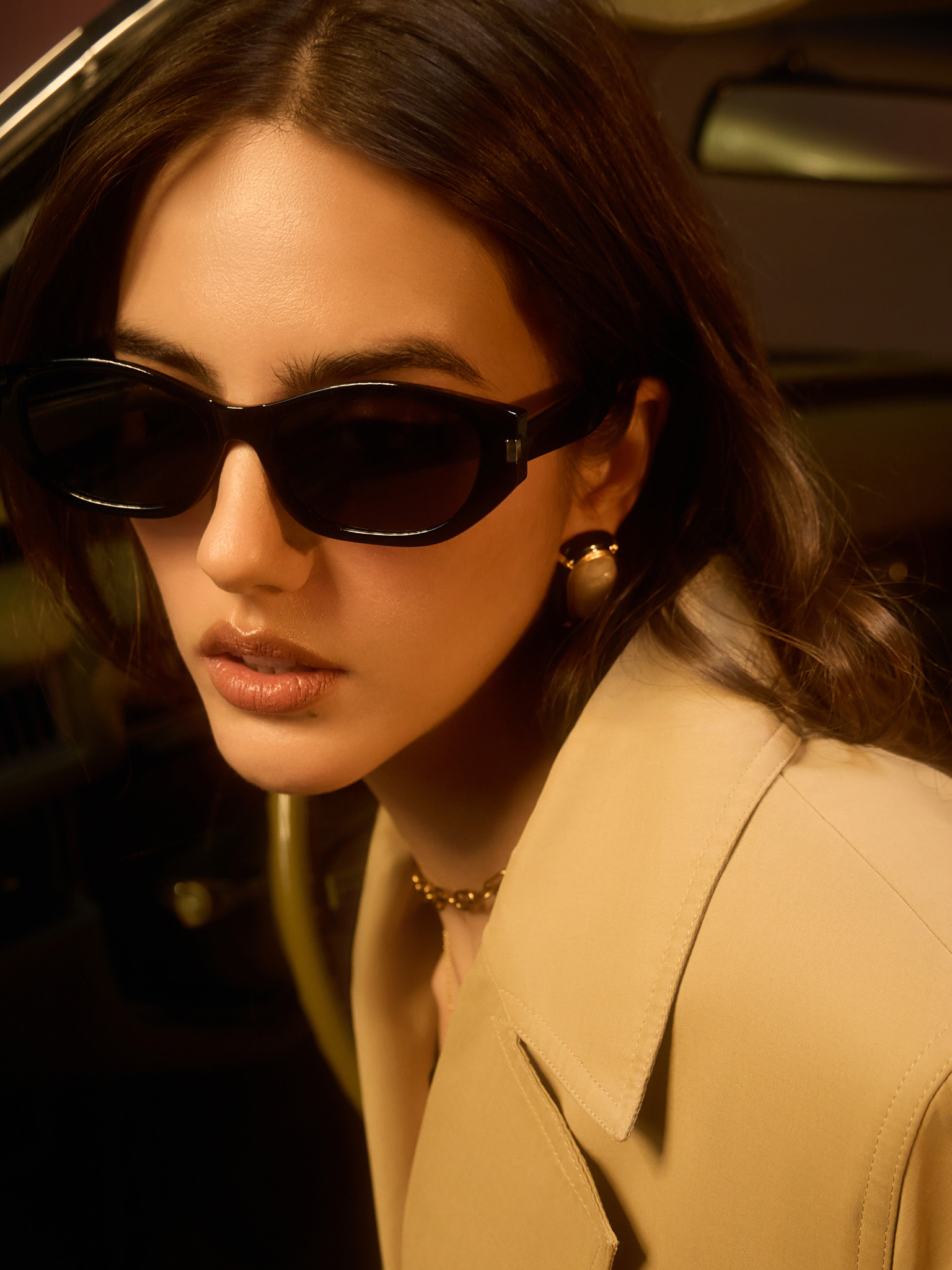 Trapezoidal sunglasses