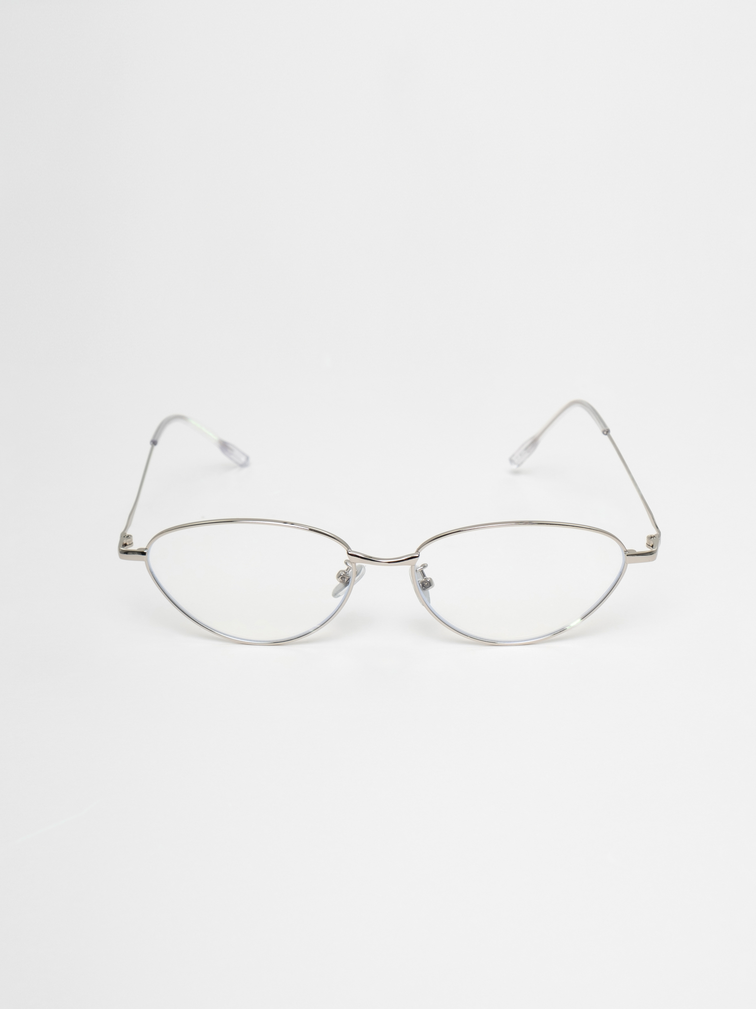 Decorative metal-framed sunglasses