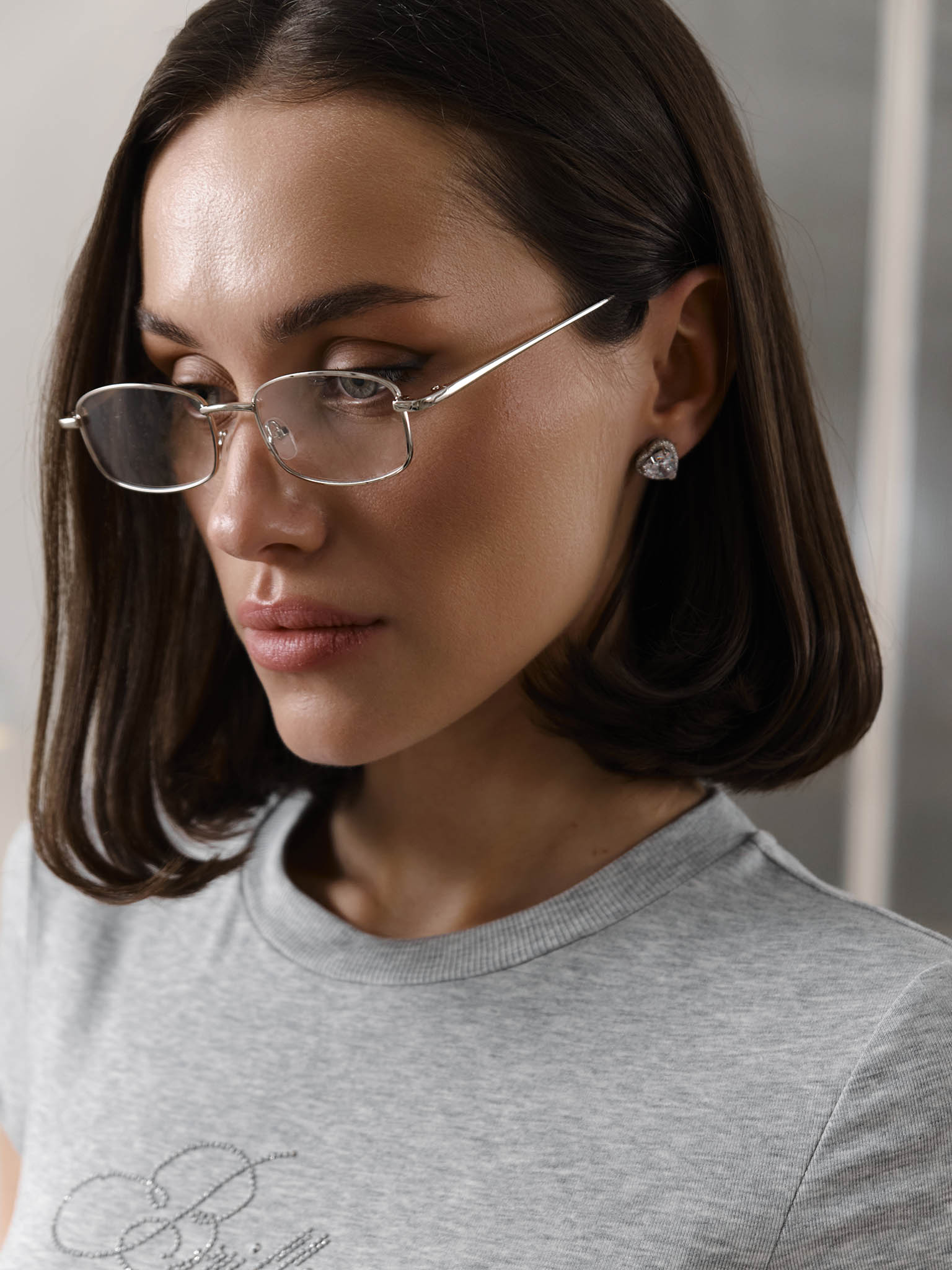 Decorative sunglasses with rectangular lenses